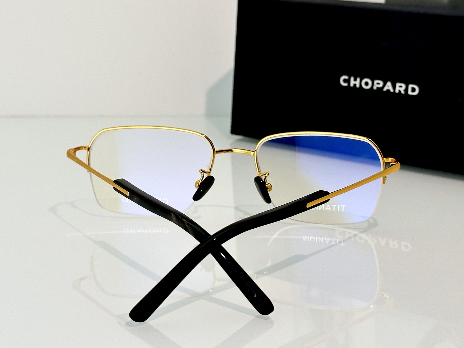 Designer Sunglasses VCHG98J