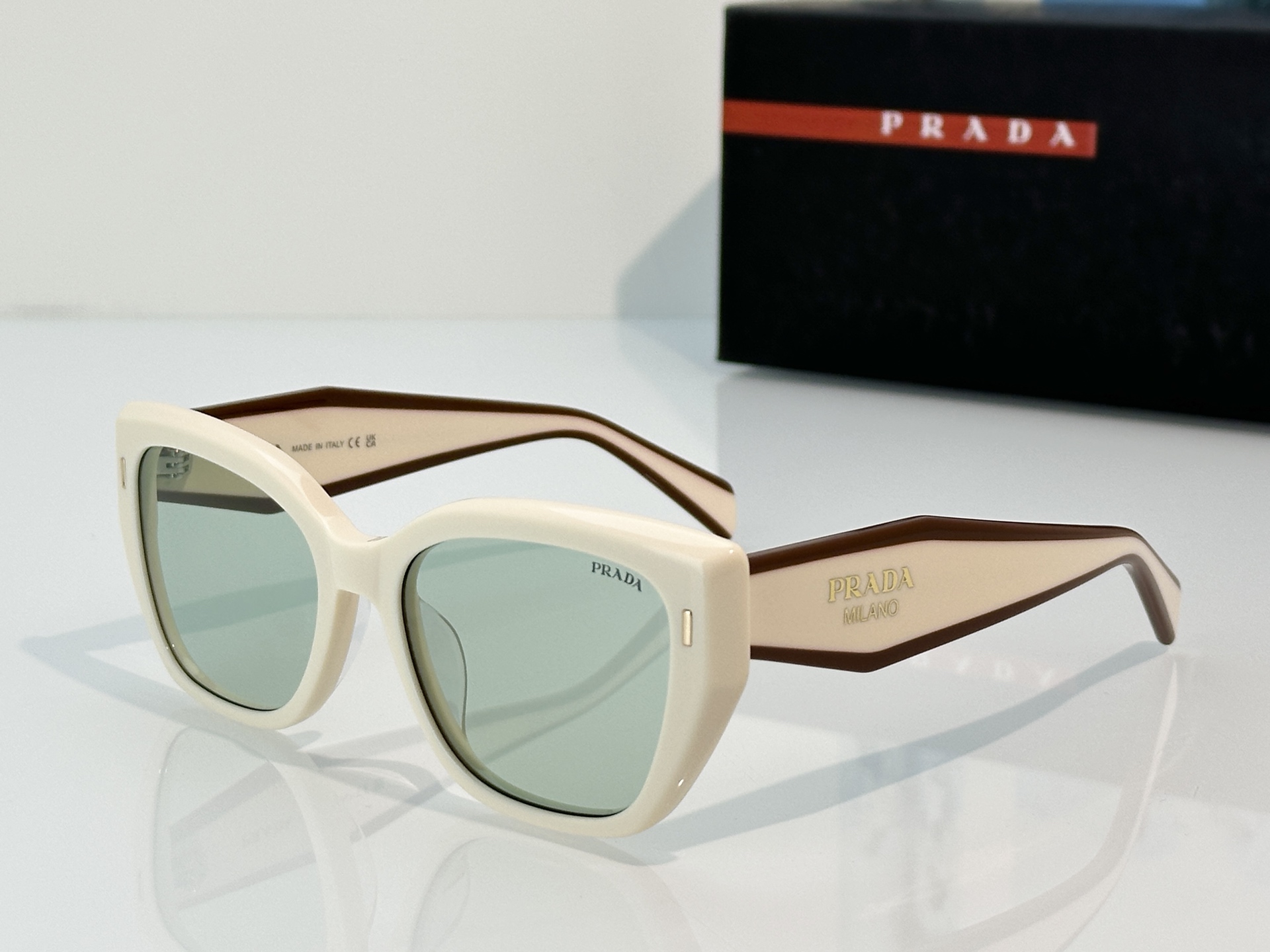 Designer Sunglasses SPR32S
