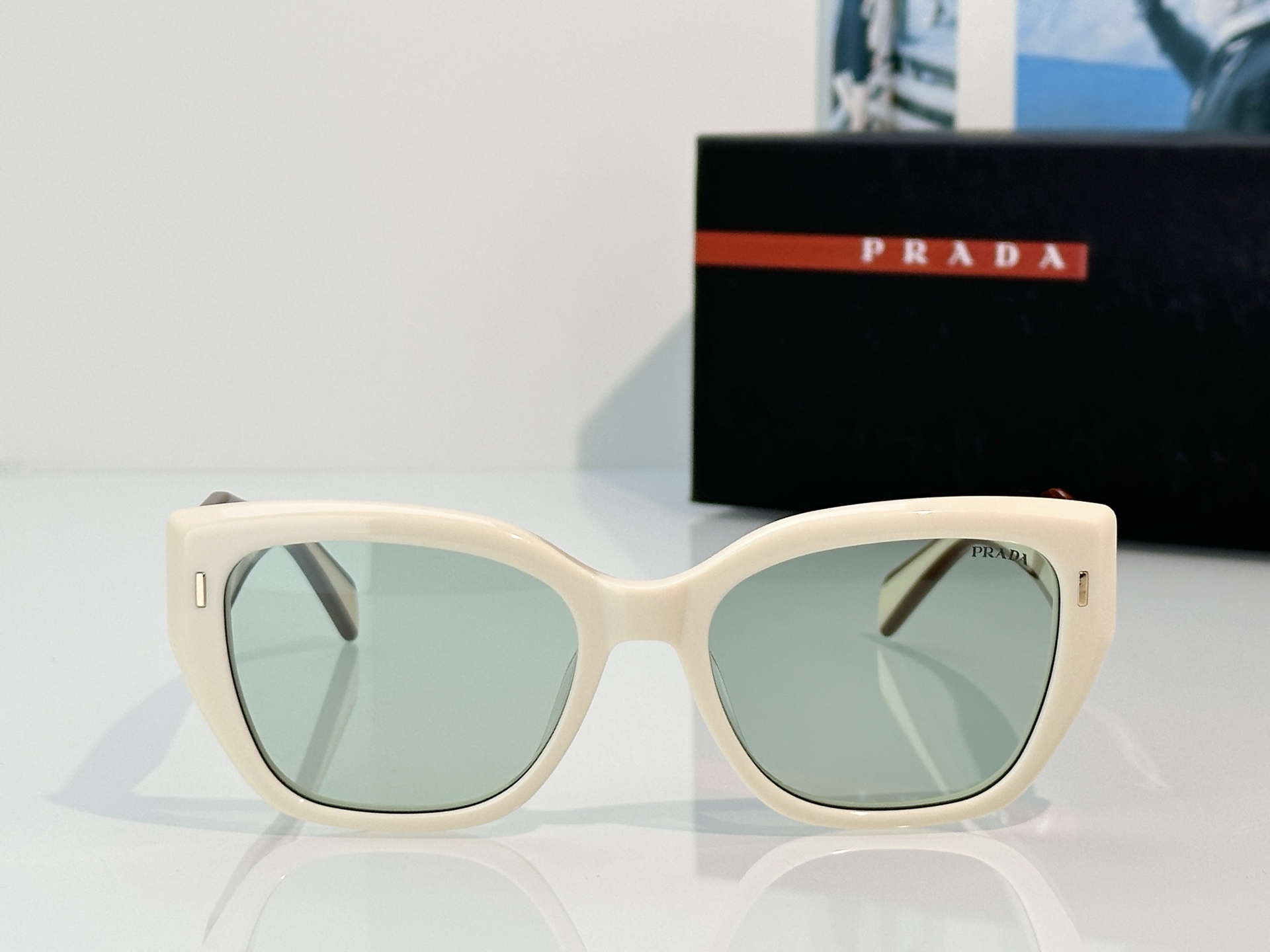 Designer Sunglasses SPR32S