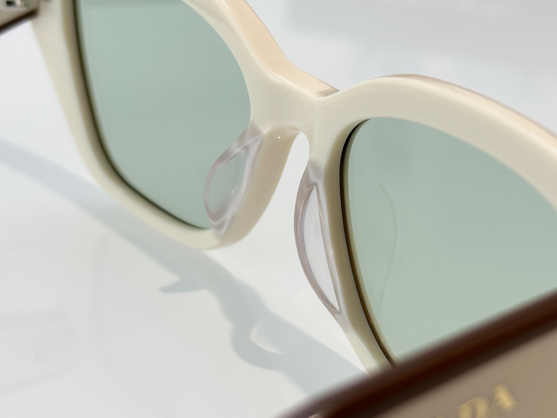 Designer Sunglasses SPR32S