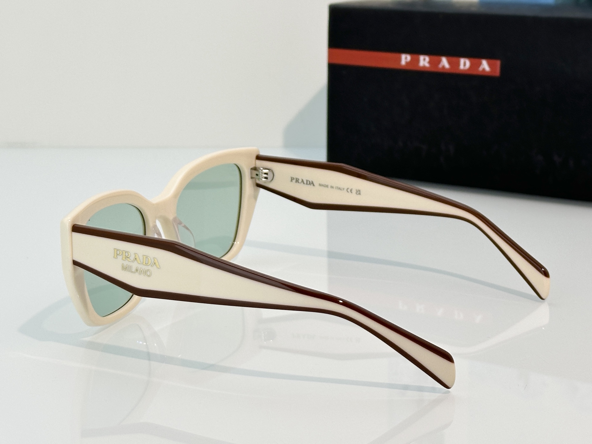 Designer Sunglasses SPR32S