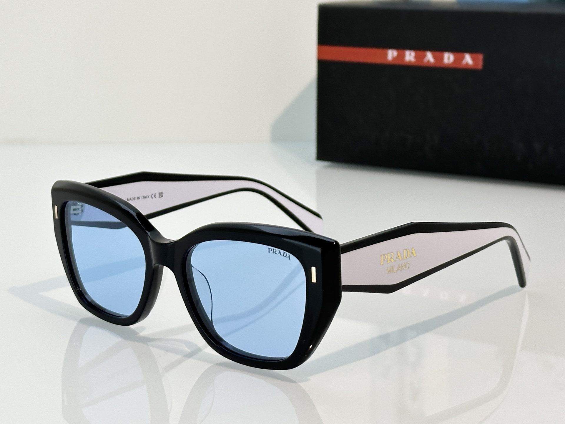 Designer Sunglasses SPR32S