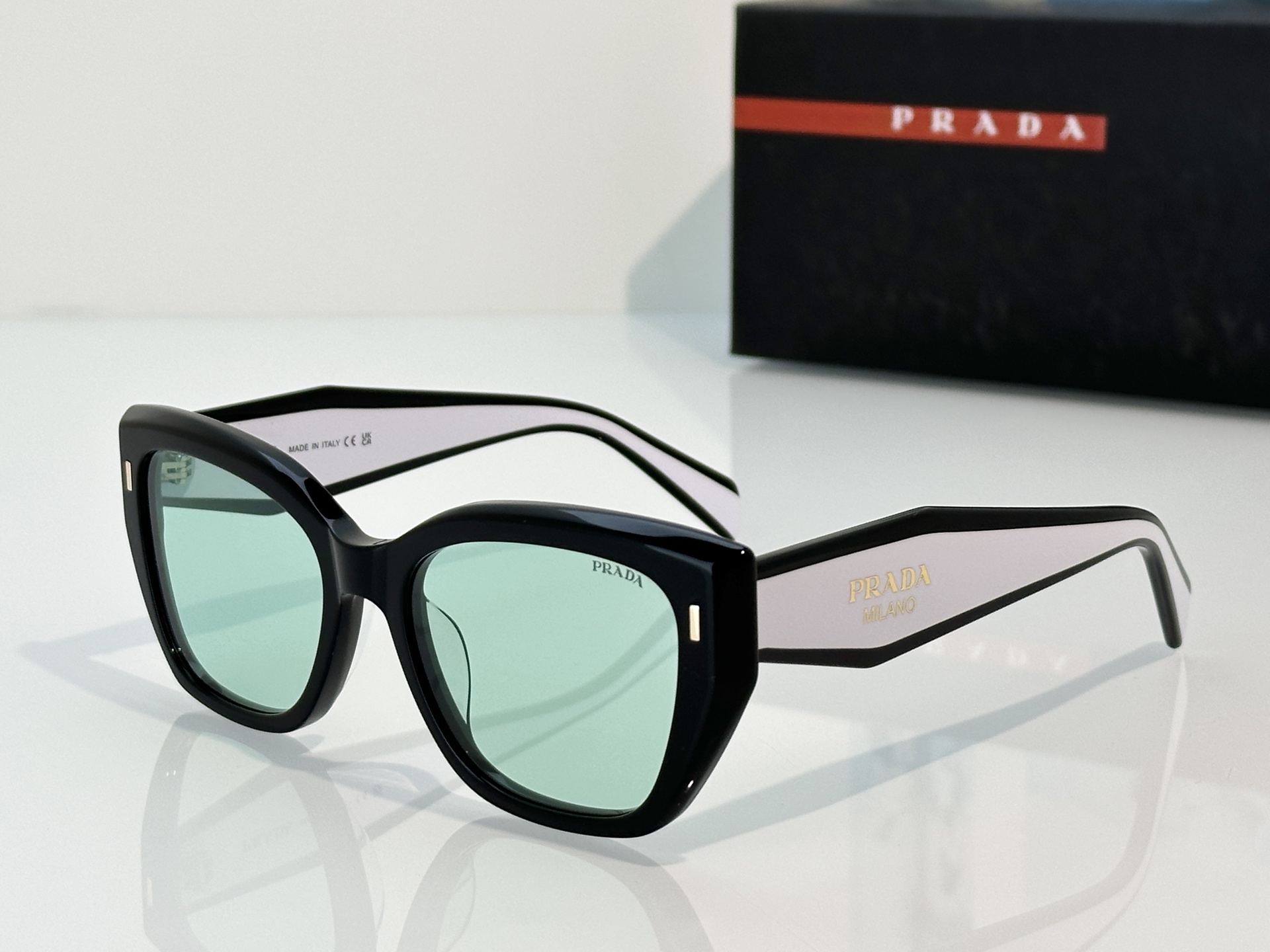 Designer Sunglasses SPR32S