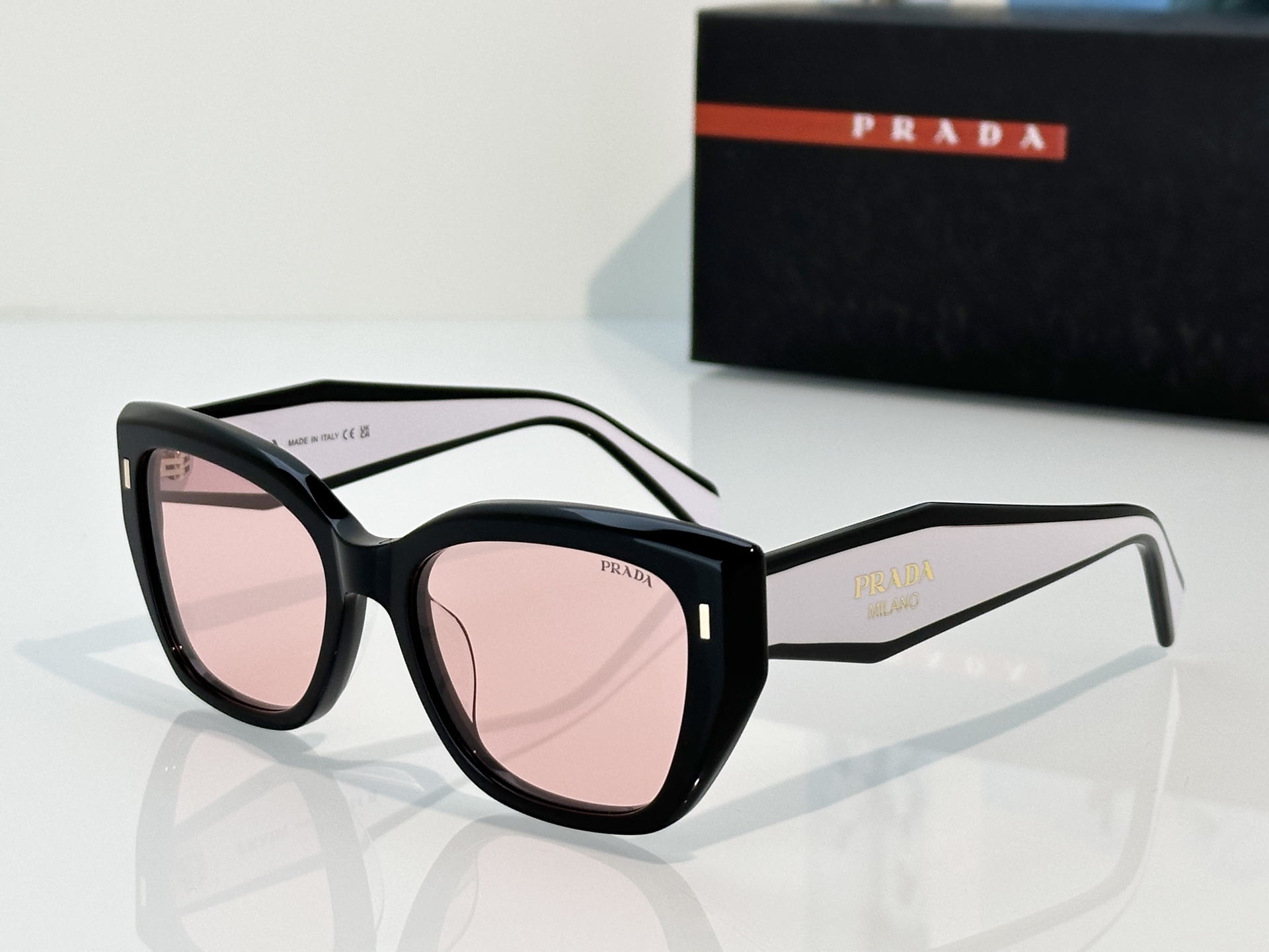 Designer Sunglasses SPR32S