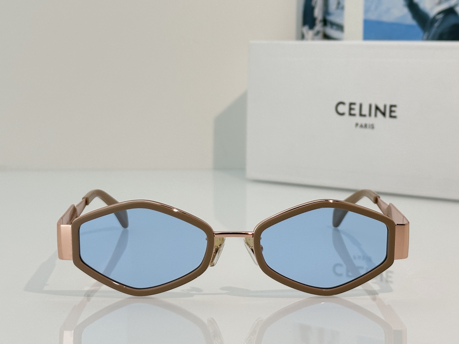Designer Sunglasses CL40330F