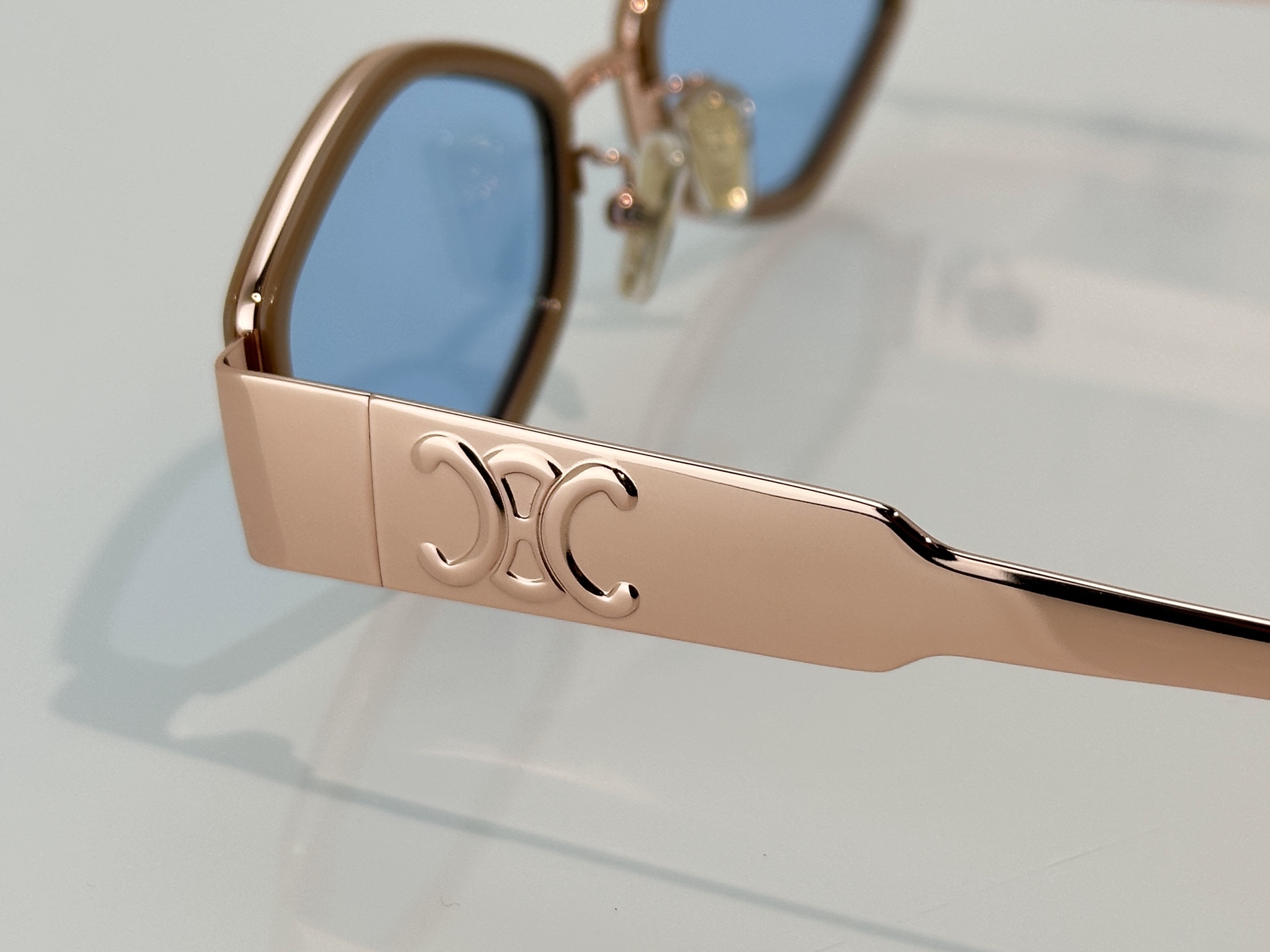 Designer Sunglasses CL40330F