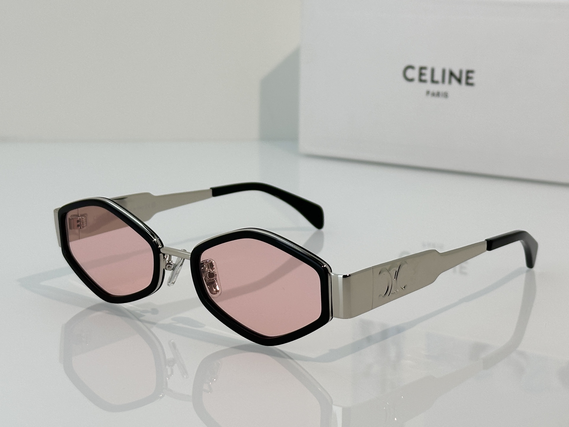 Designer Sunglasses CL40330F