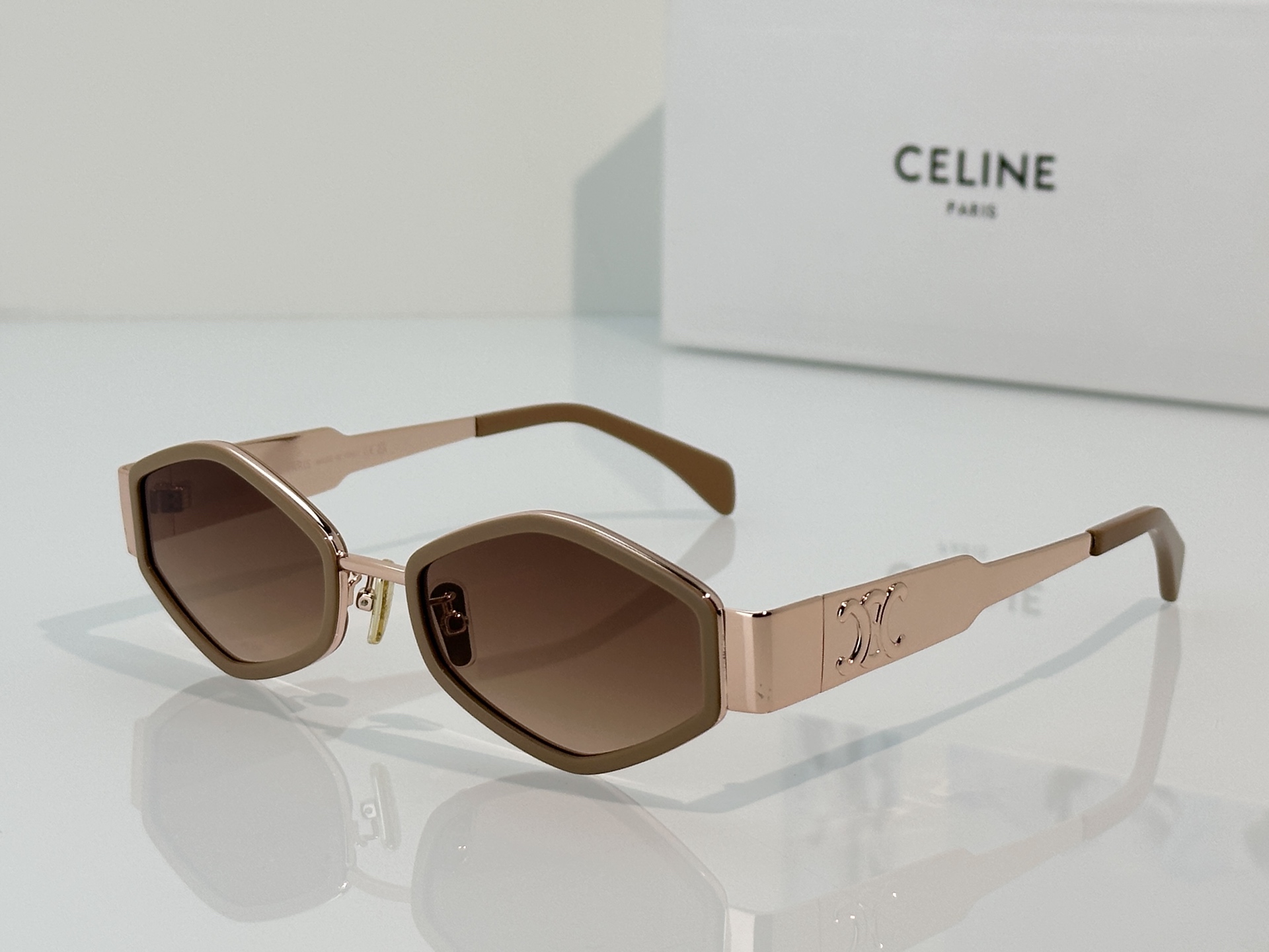 Designer Sunglasses CL40330F