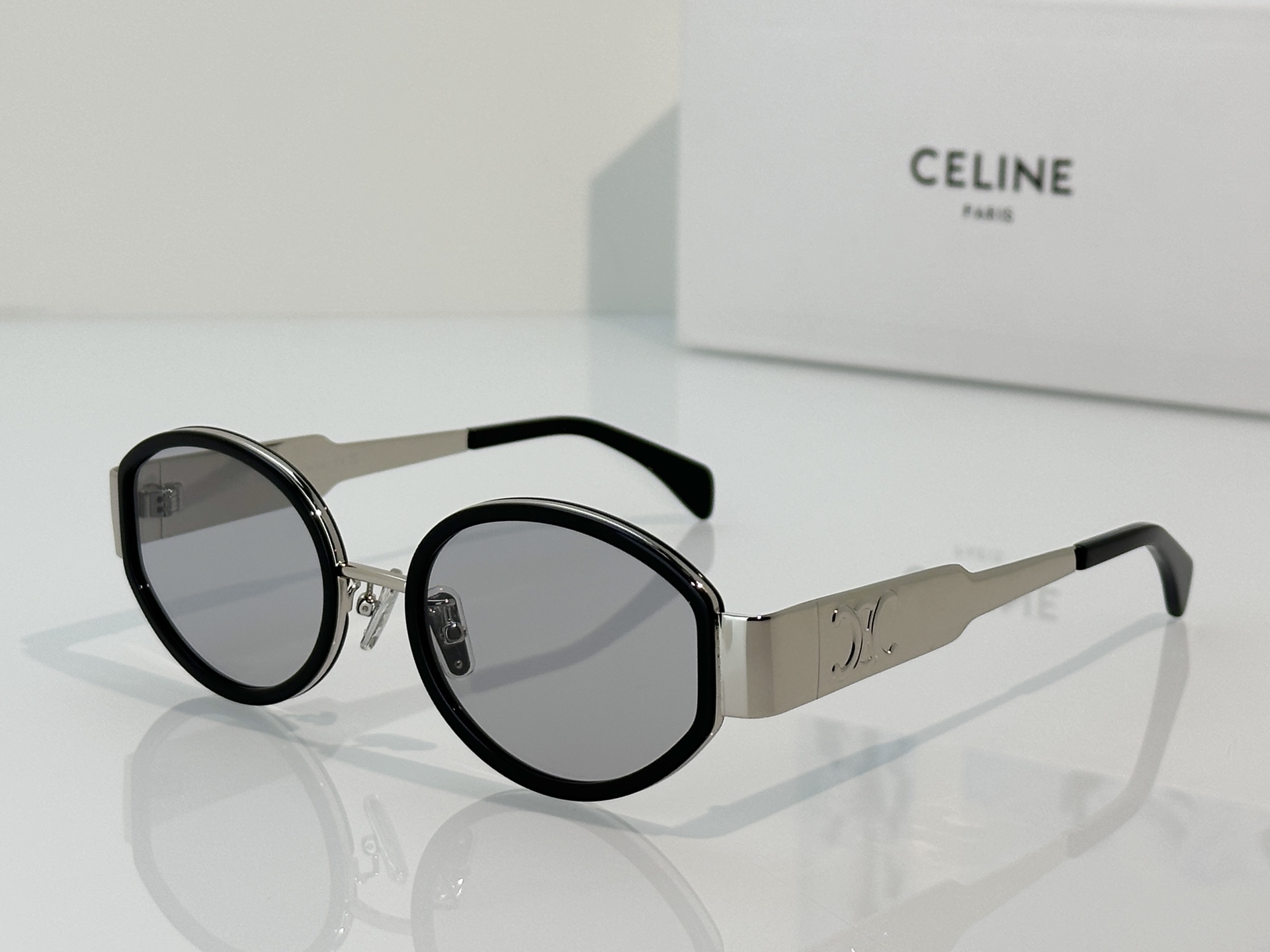 Designer Sunglasses CL40331F