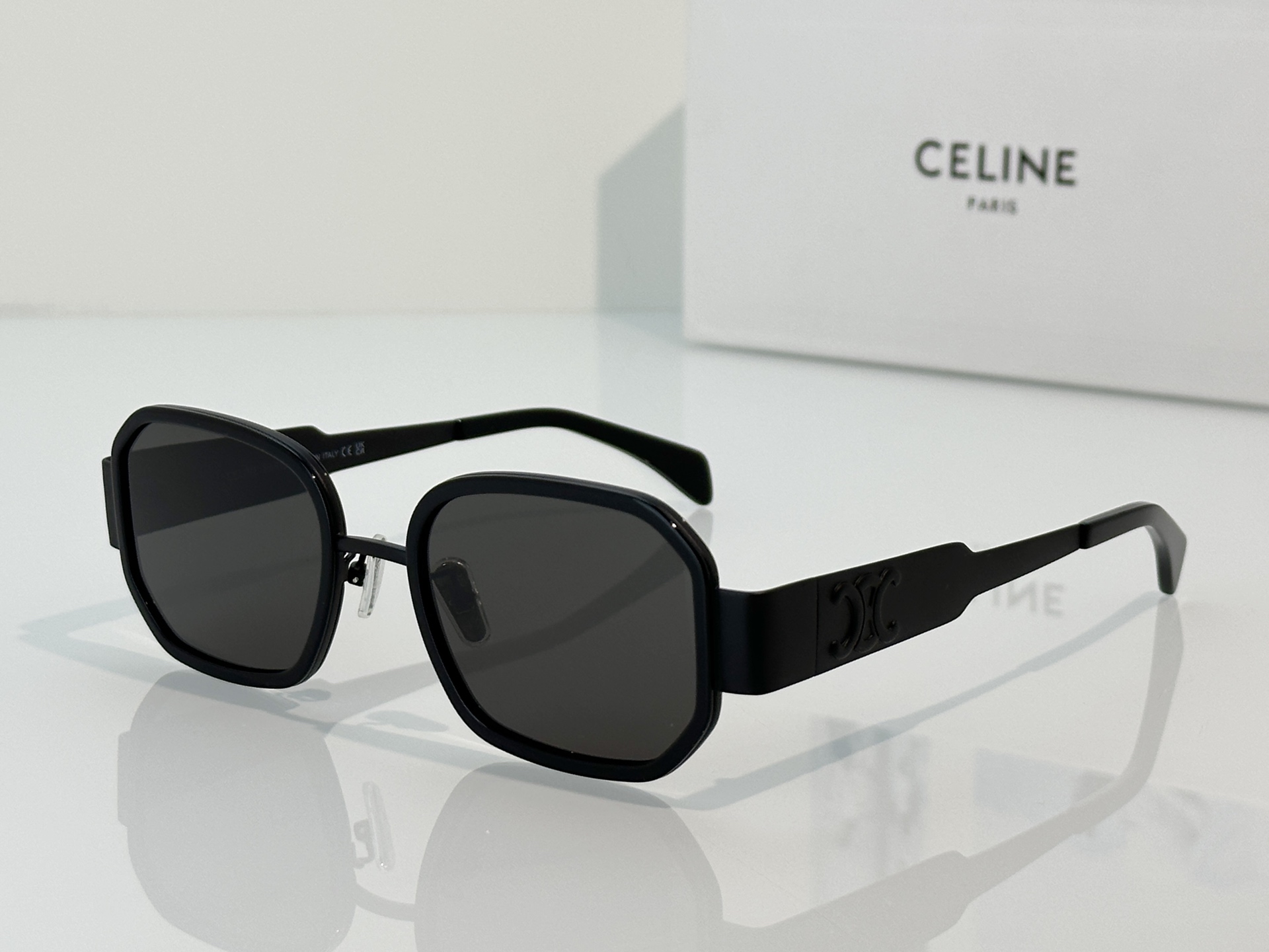 Designer Sunglasses CL40332F