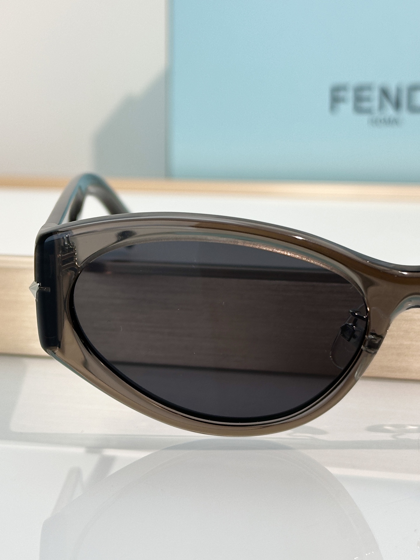 Designer Sunglasses FE40239I