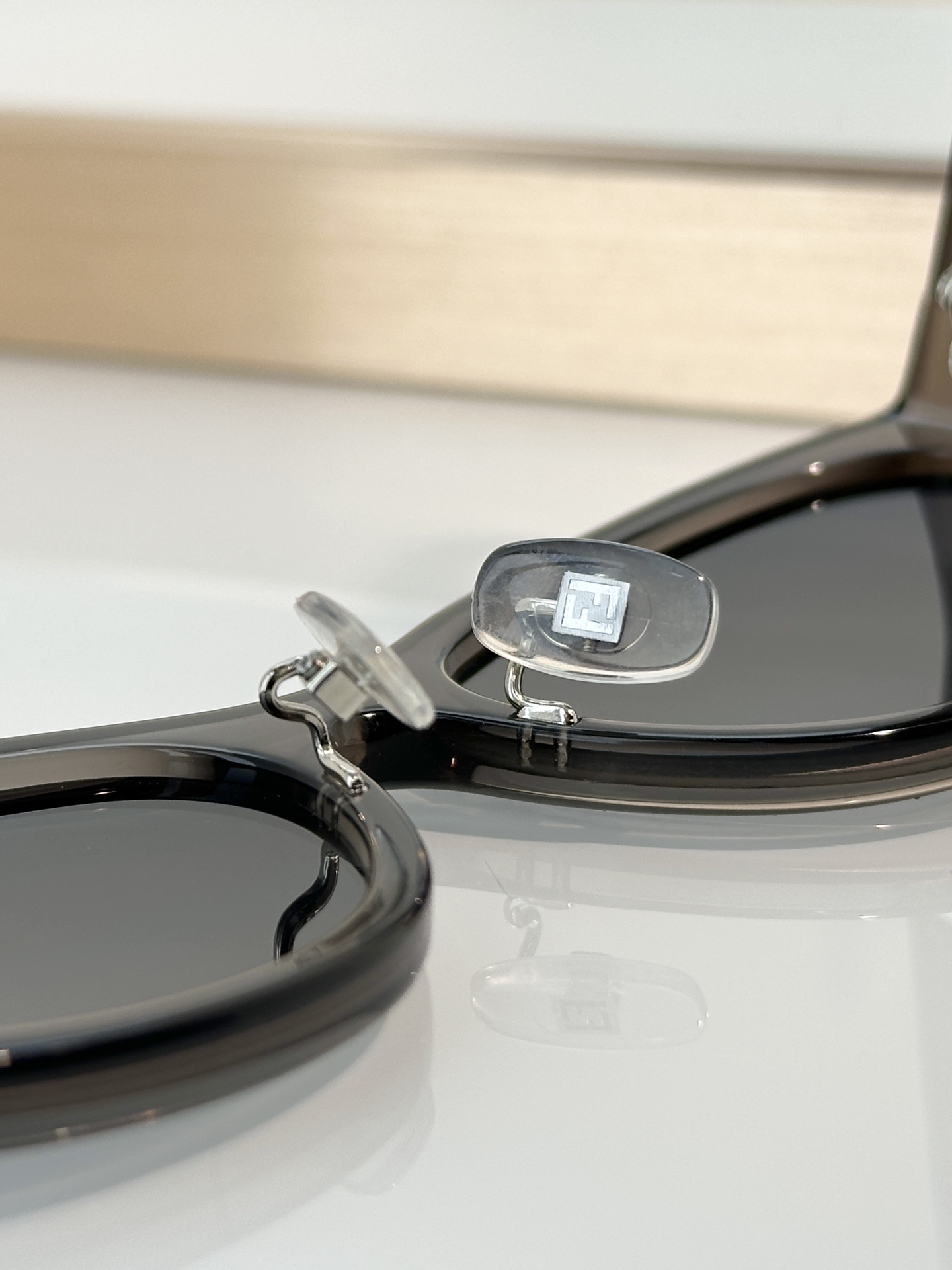 Designer Sunglasses FE40239I