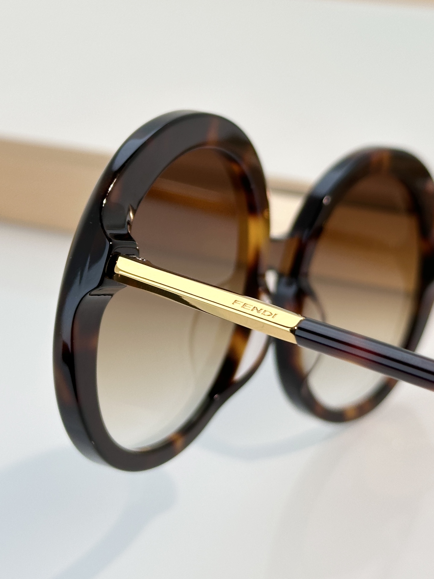 Designer Sunglasses FE2175I