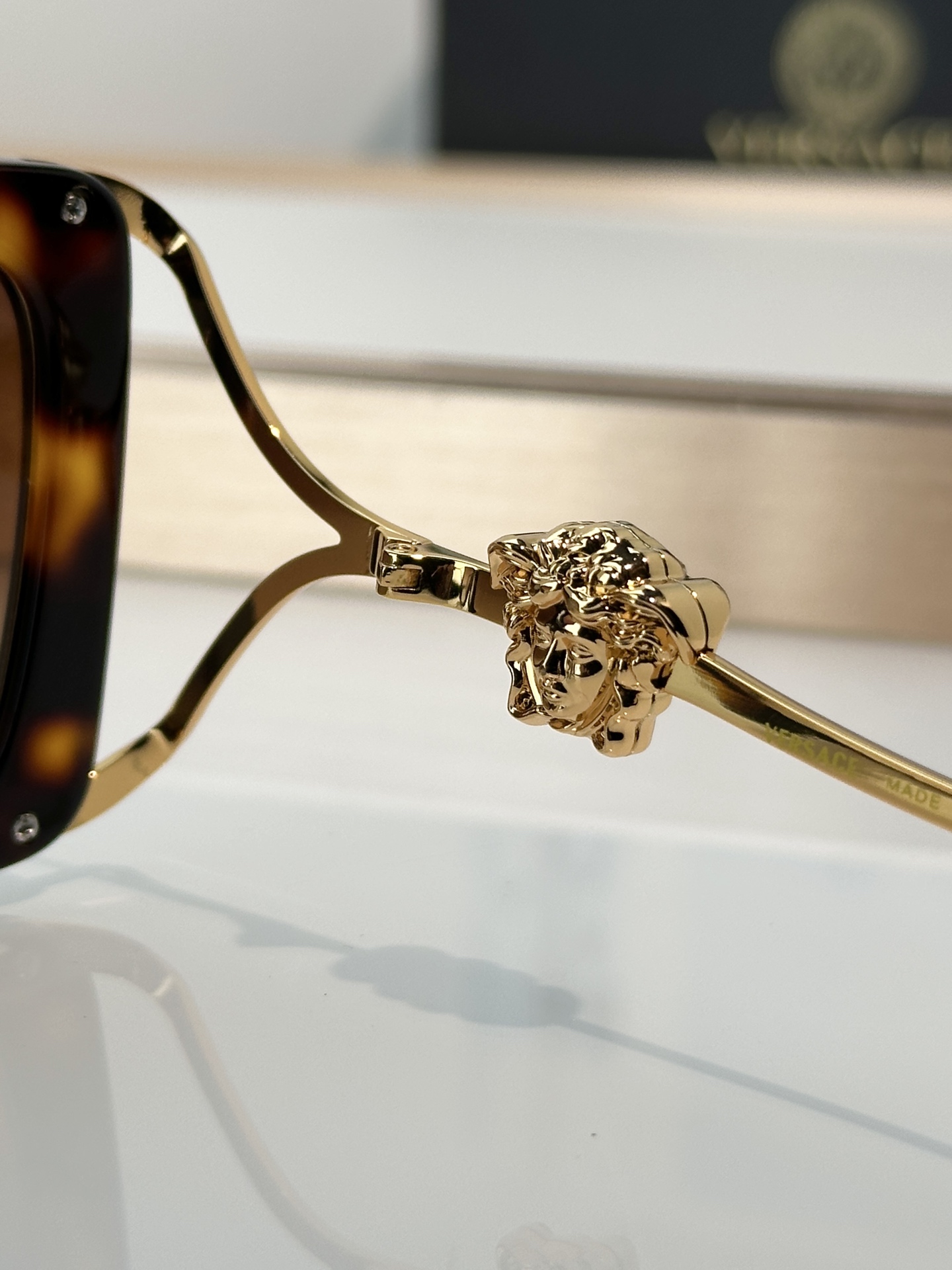 Designer Sunglasses VE4502U