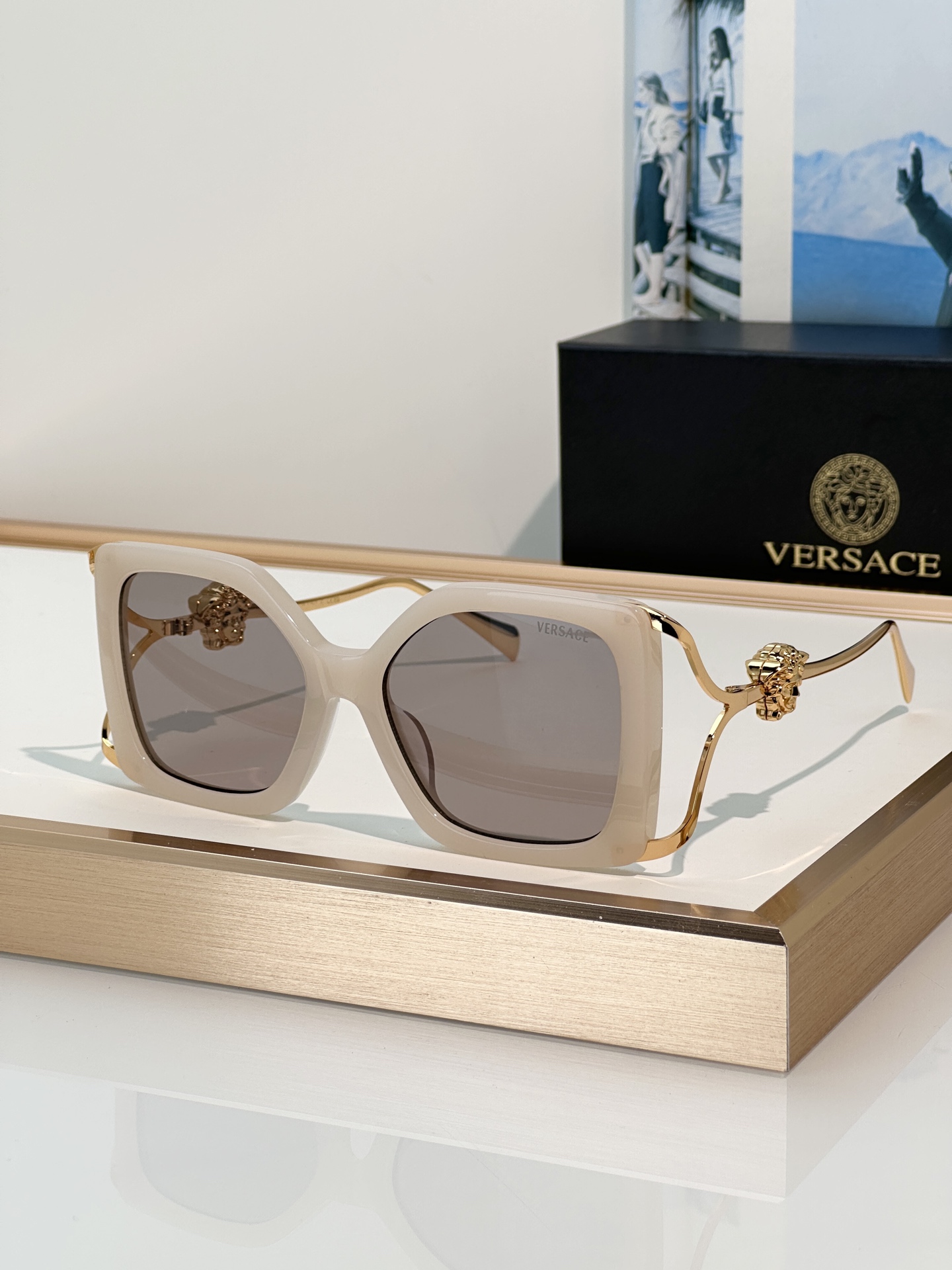 Designer Sunglasses VE4502U