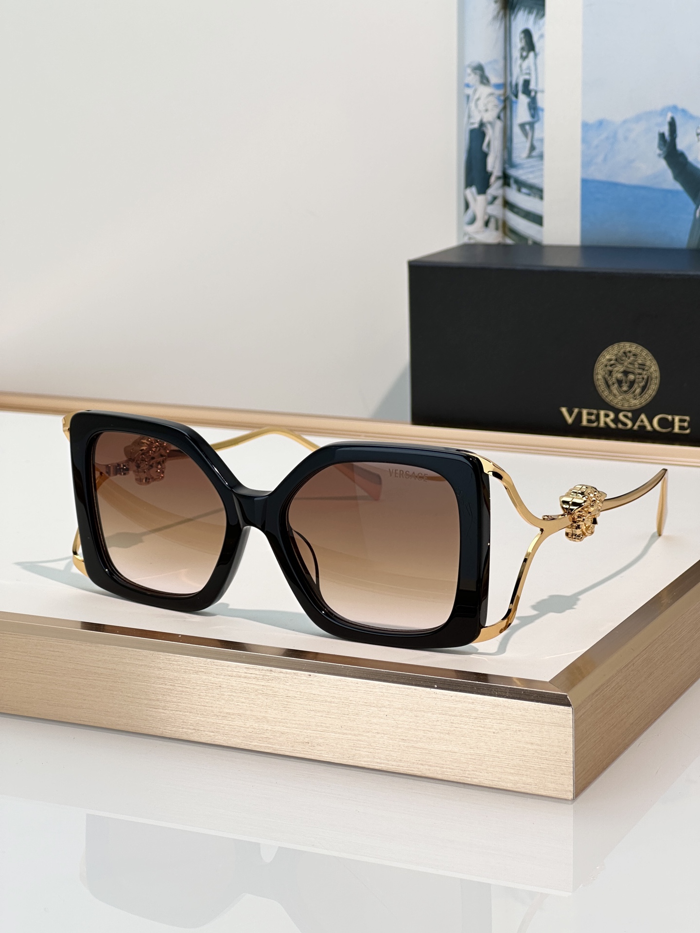 Designer Sunglasses VE4502U