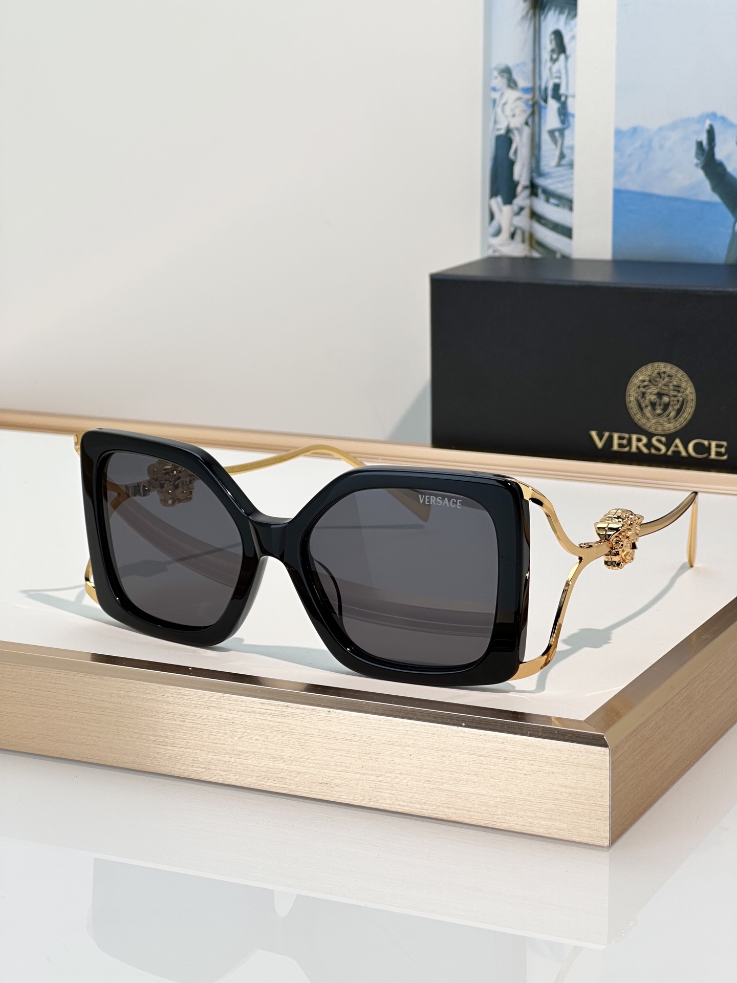 Designer Sunglasses VE4502U