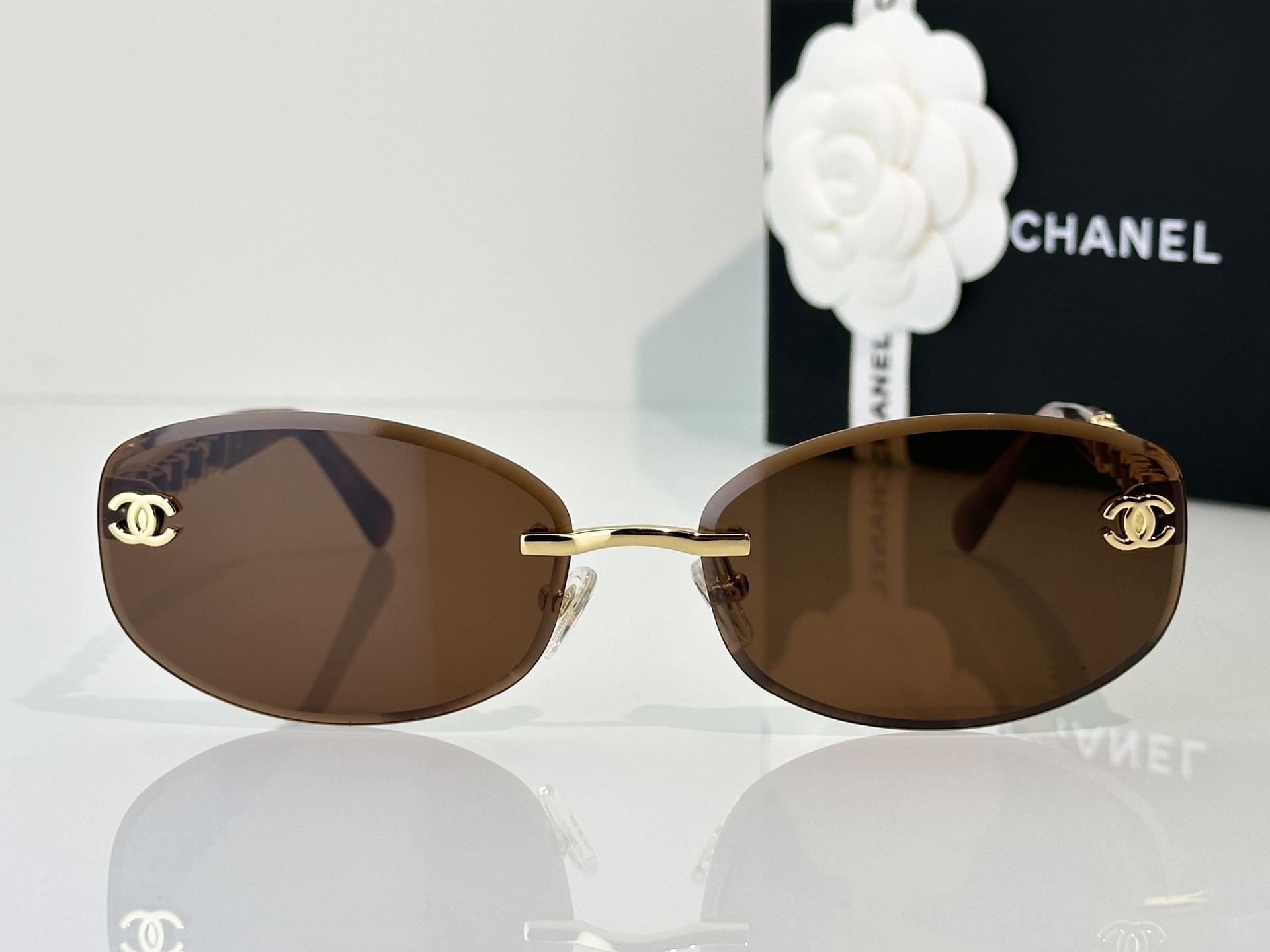 Chanel Sunglasses CH1913Q