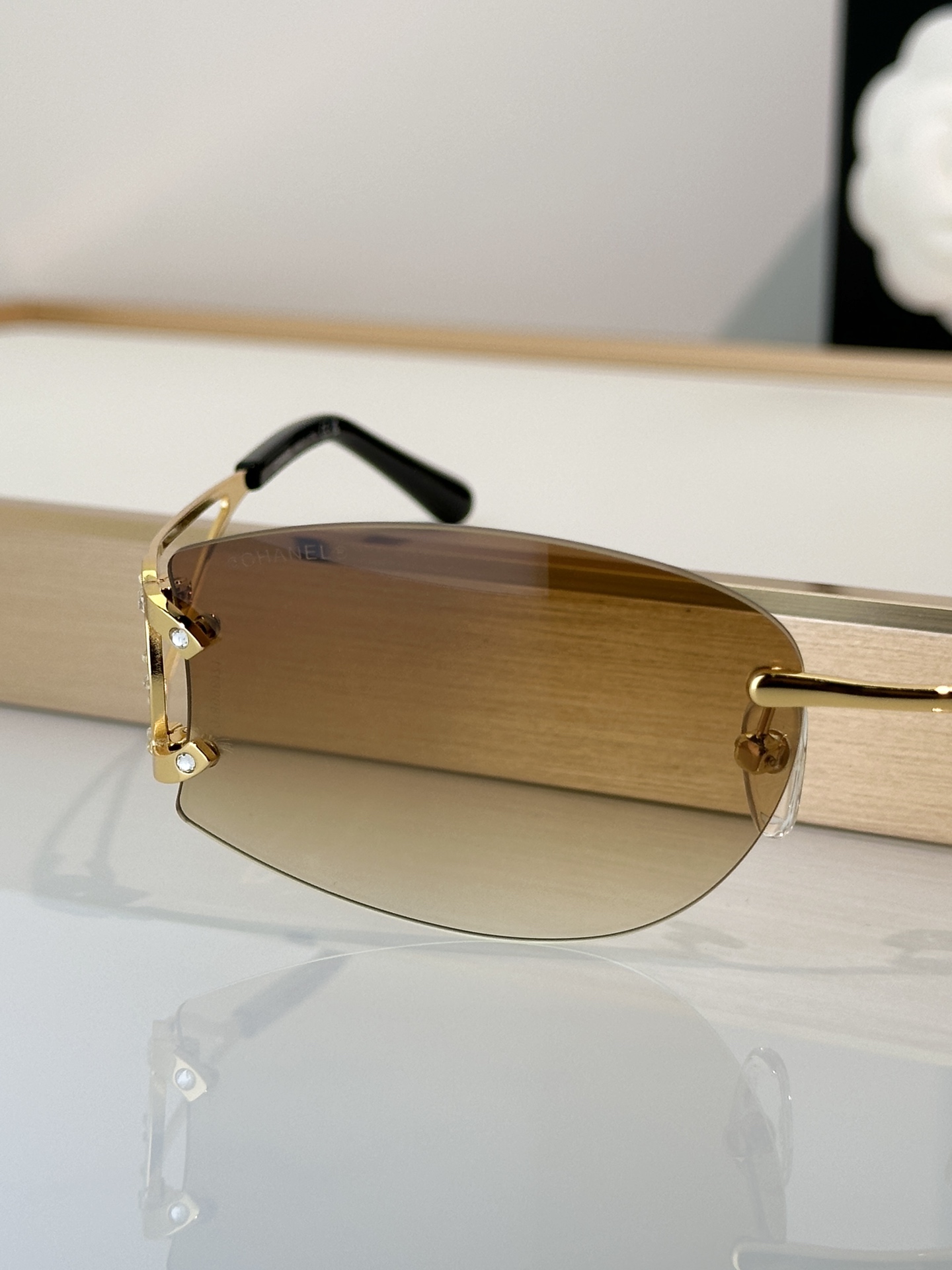 Chanel Sunglasses CH4087