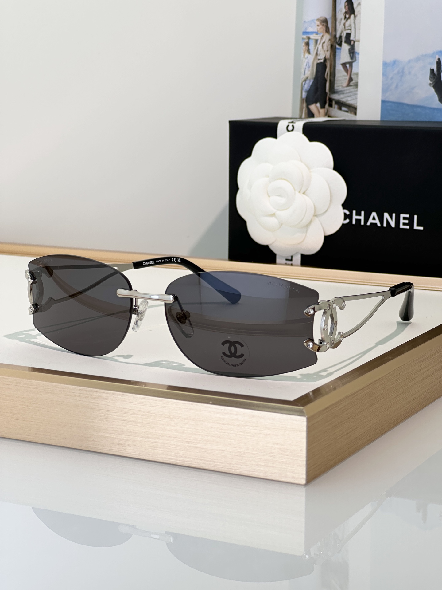 Chanel Sunglasses CH4087