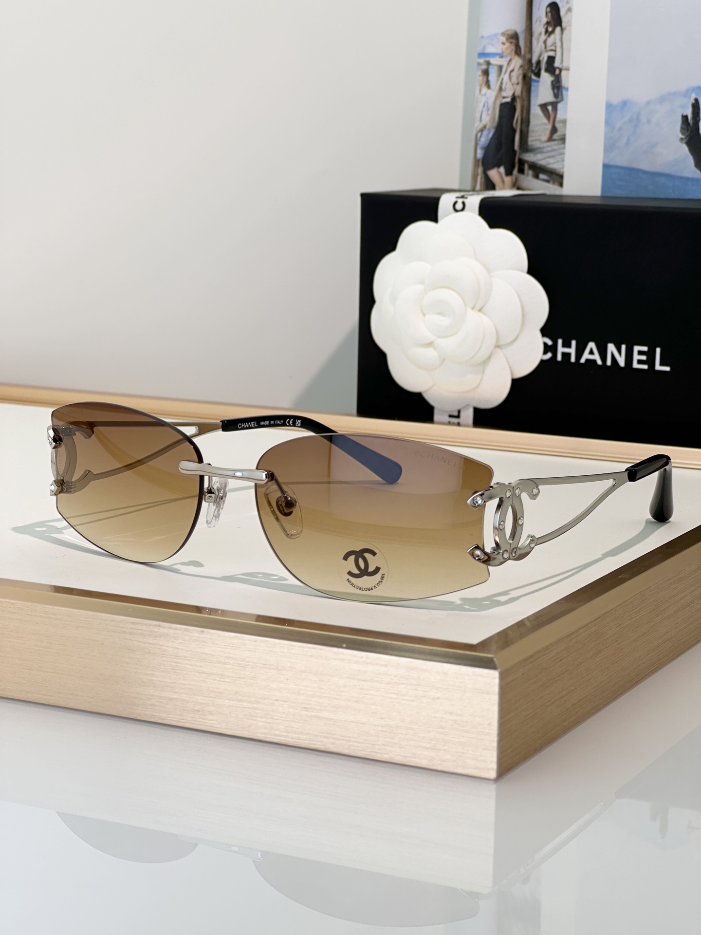 Chanel Sunglasses CH4087