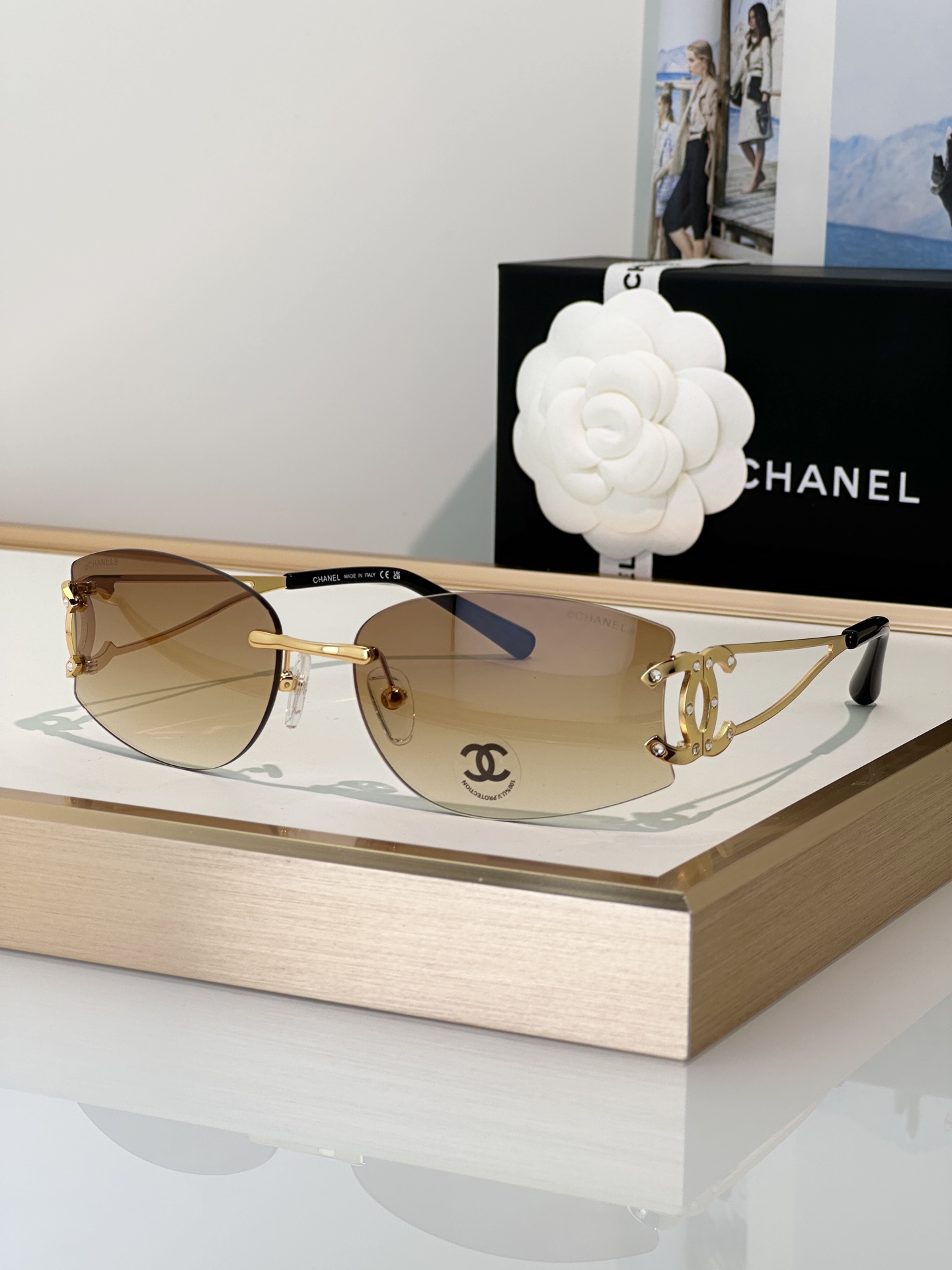 Chanel Sunglasses CH4087