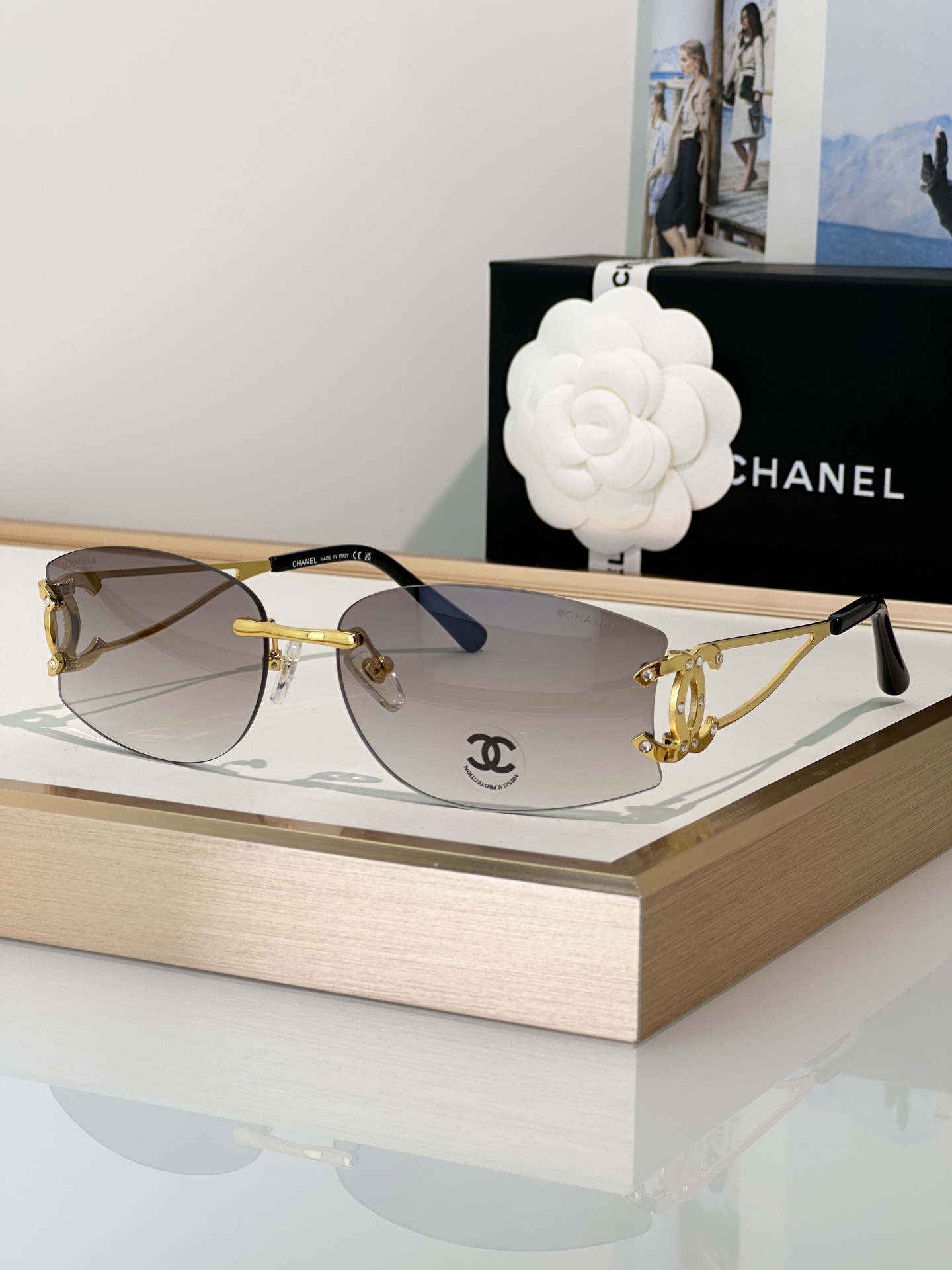 Chanel Sunglasses CH4087