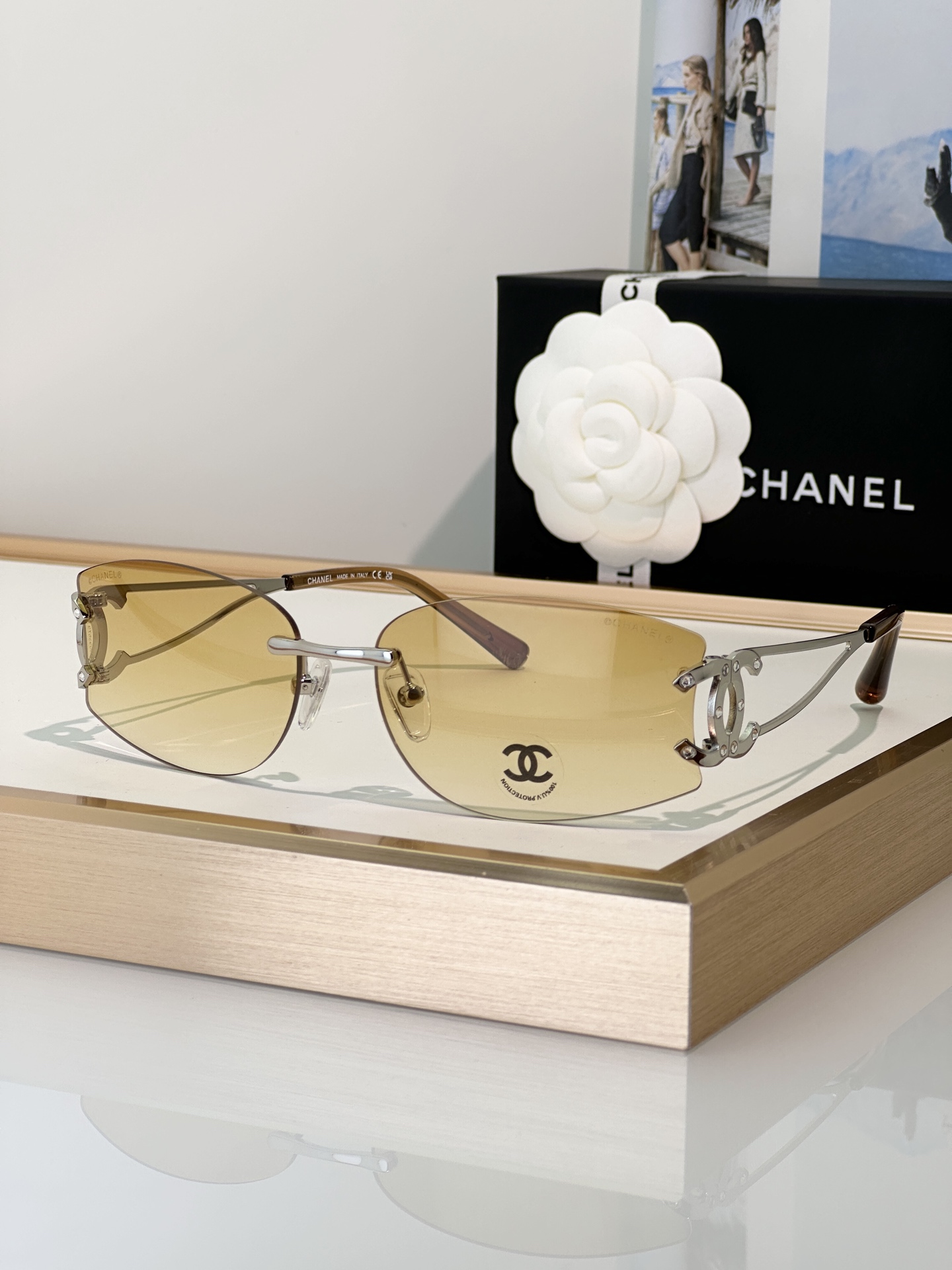 Chanel Sunglasses CH4087