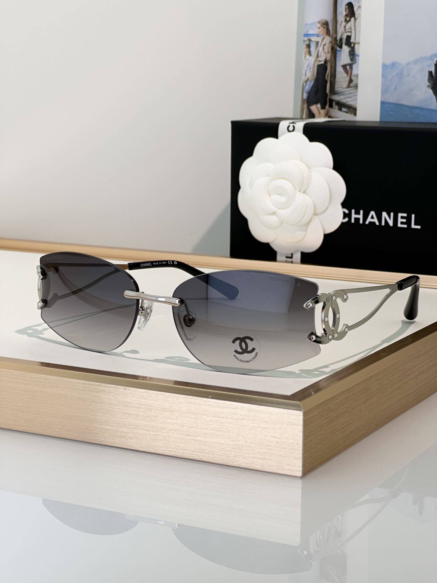 Chanel Sunglasses CH4087