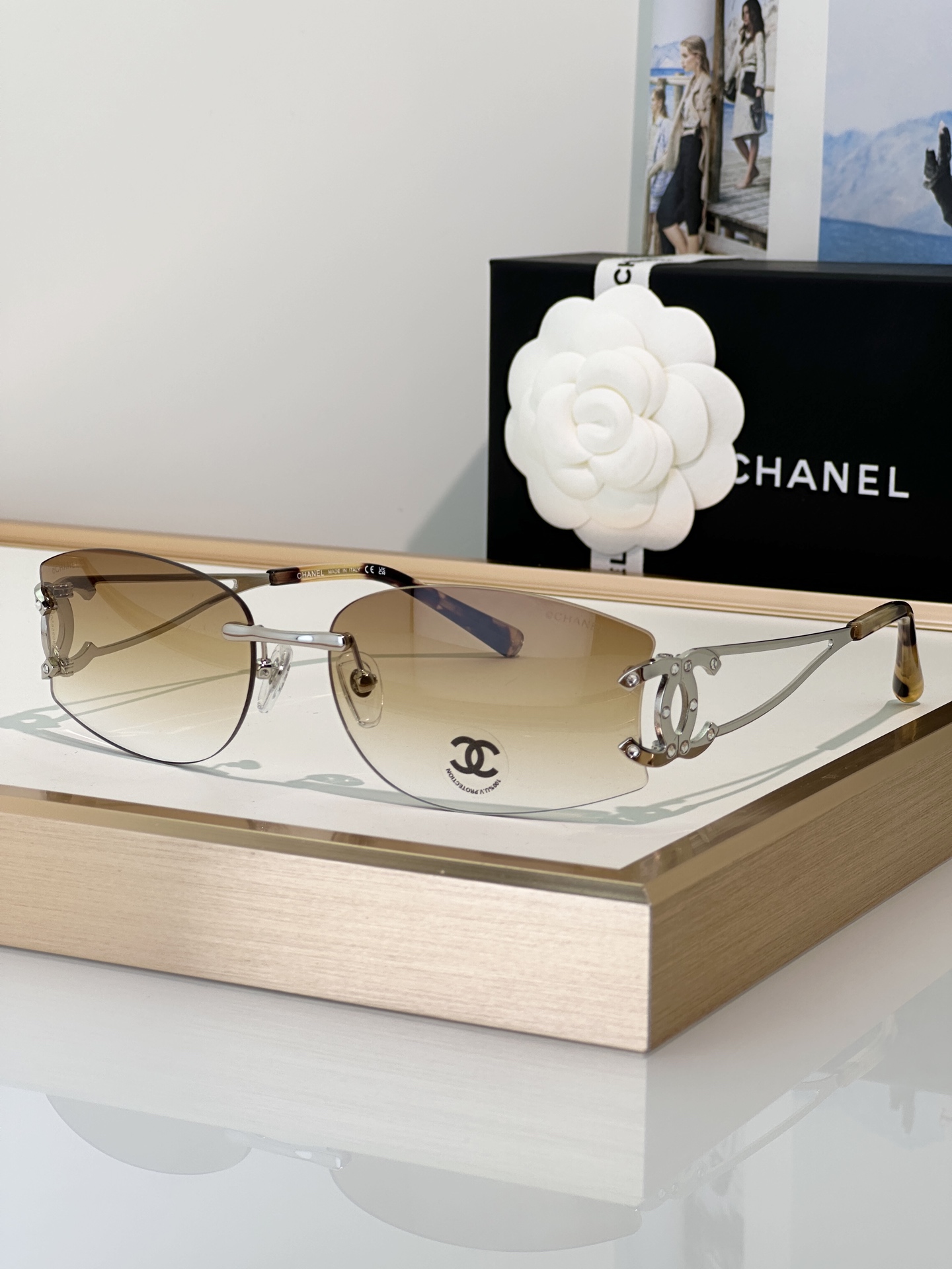 Chanel Sunglasses CH4087