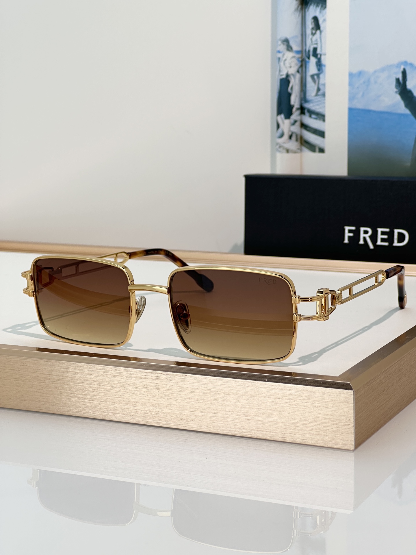 Designer Sunglasses FG57161U