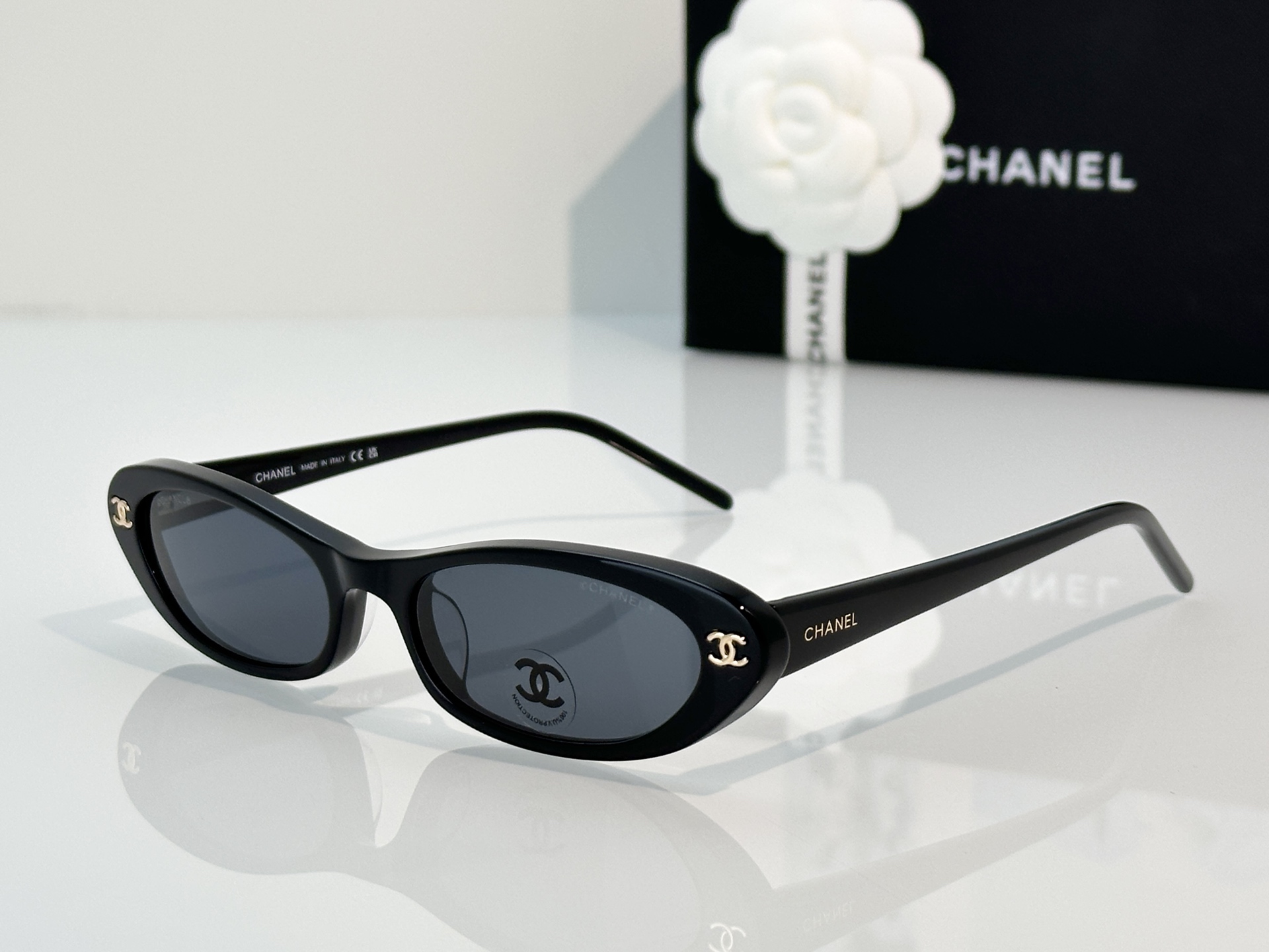 Chanel Sunglasses CH3025