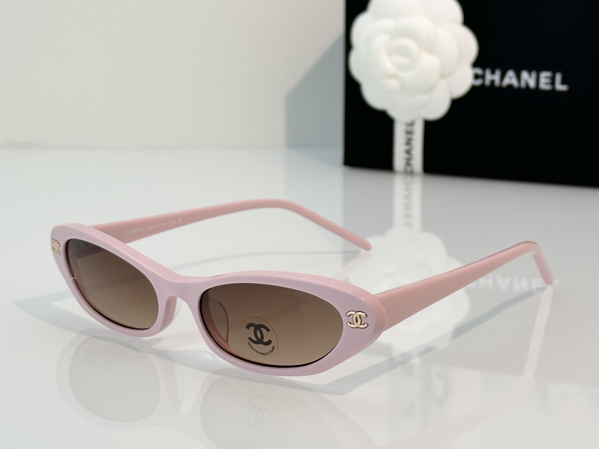 Chanel Sunglasses CH3025