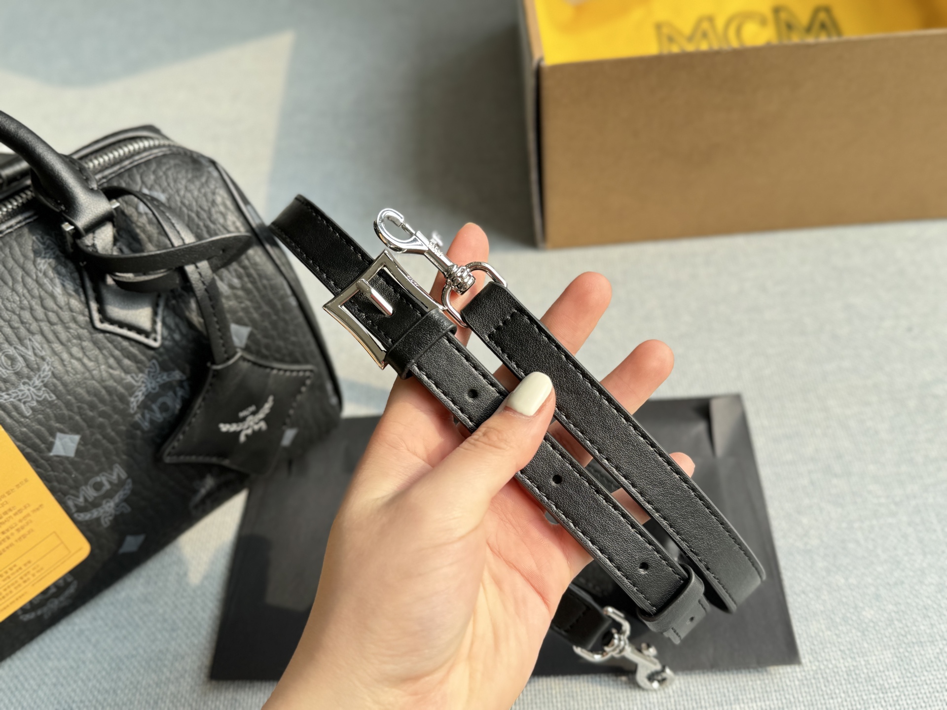 Miniatura 7