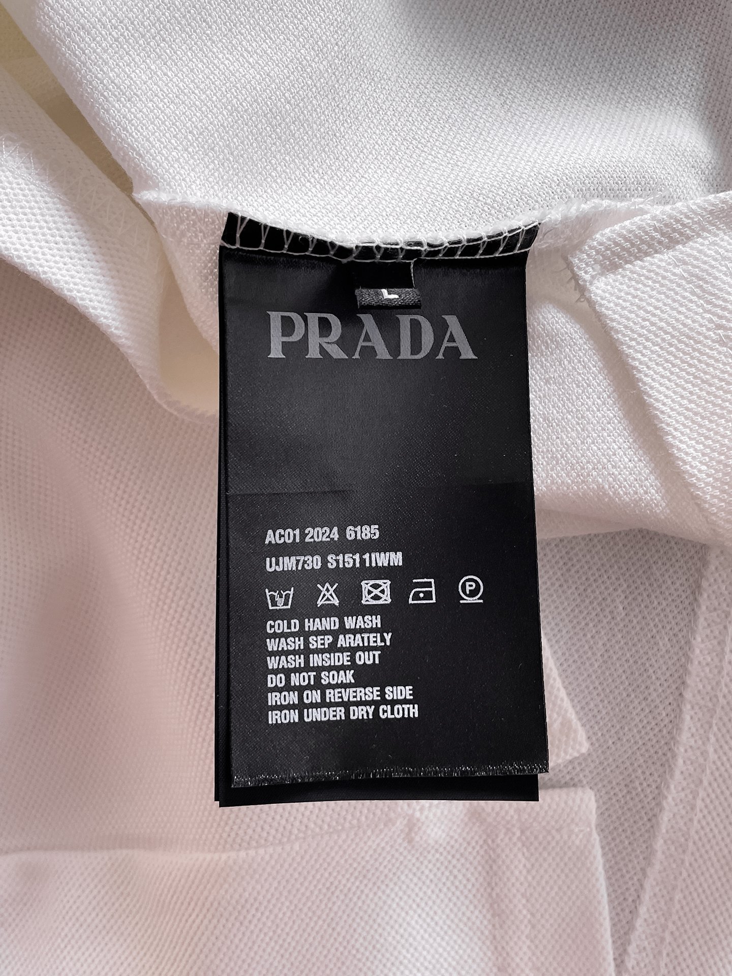 普拉达新款网眼珠地棉布翻领短Tee，男士经典标识刺绣商务休闲短袖Polo衫，客供面料进口100%密织珠地