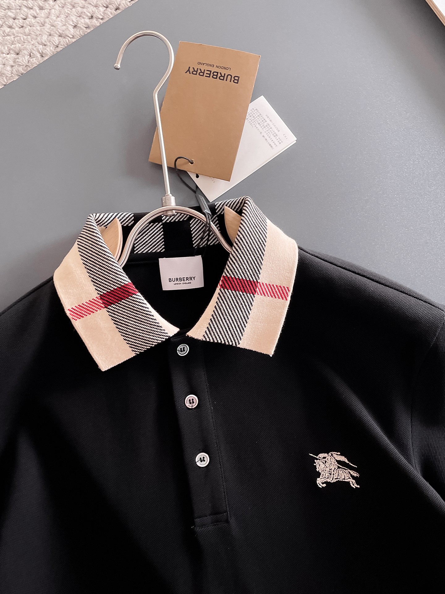 巴宝莉新款网眼珠地棉布翻领短Tee，男士经典标识刺绣商务休闲短袖Polo衫，客供面料进口100%密织珠地