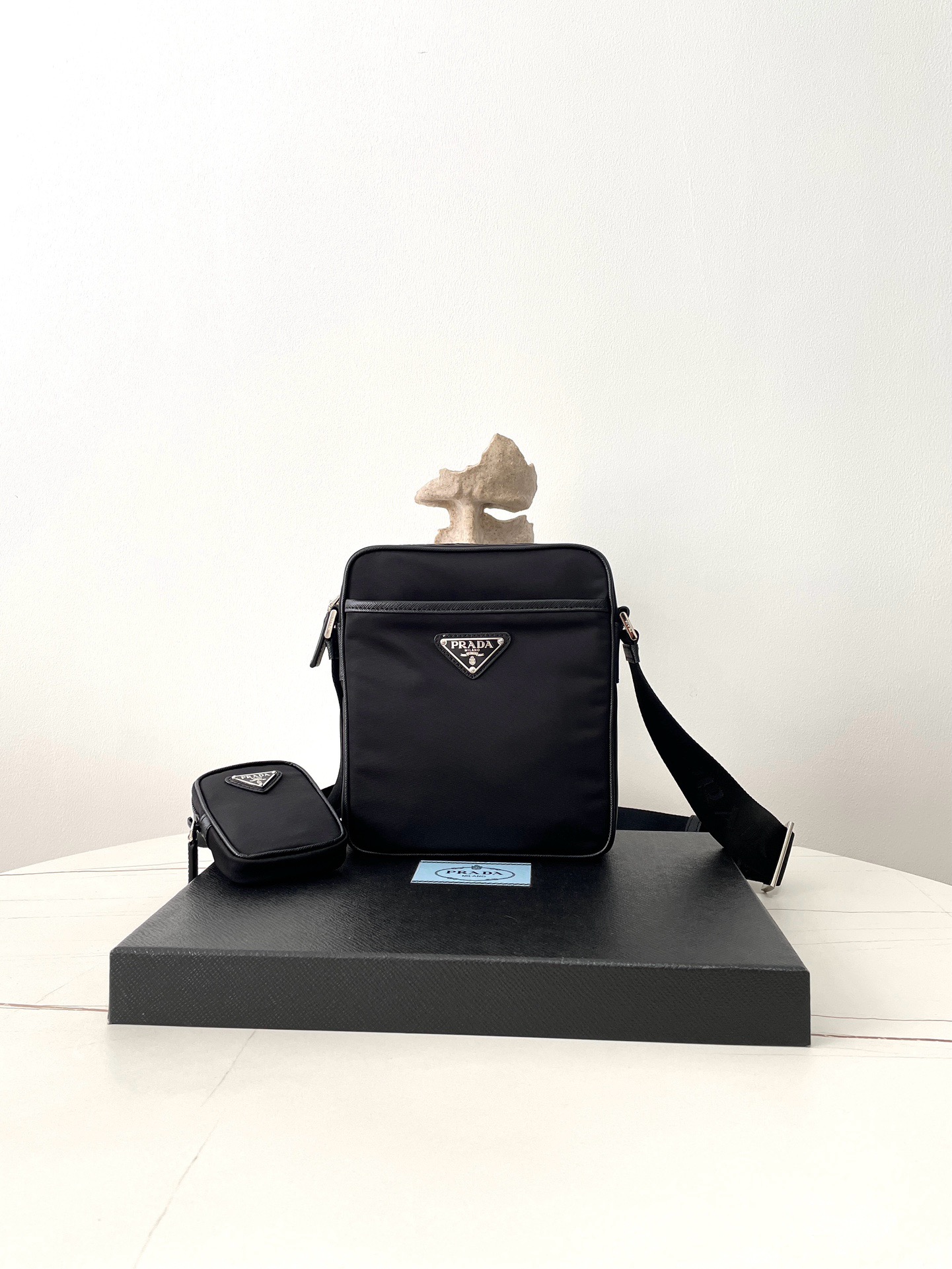 프라다 2VH112 가방 Prada Bag 상세 이미지 2