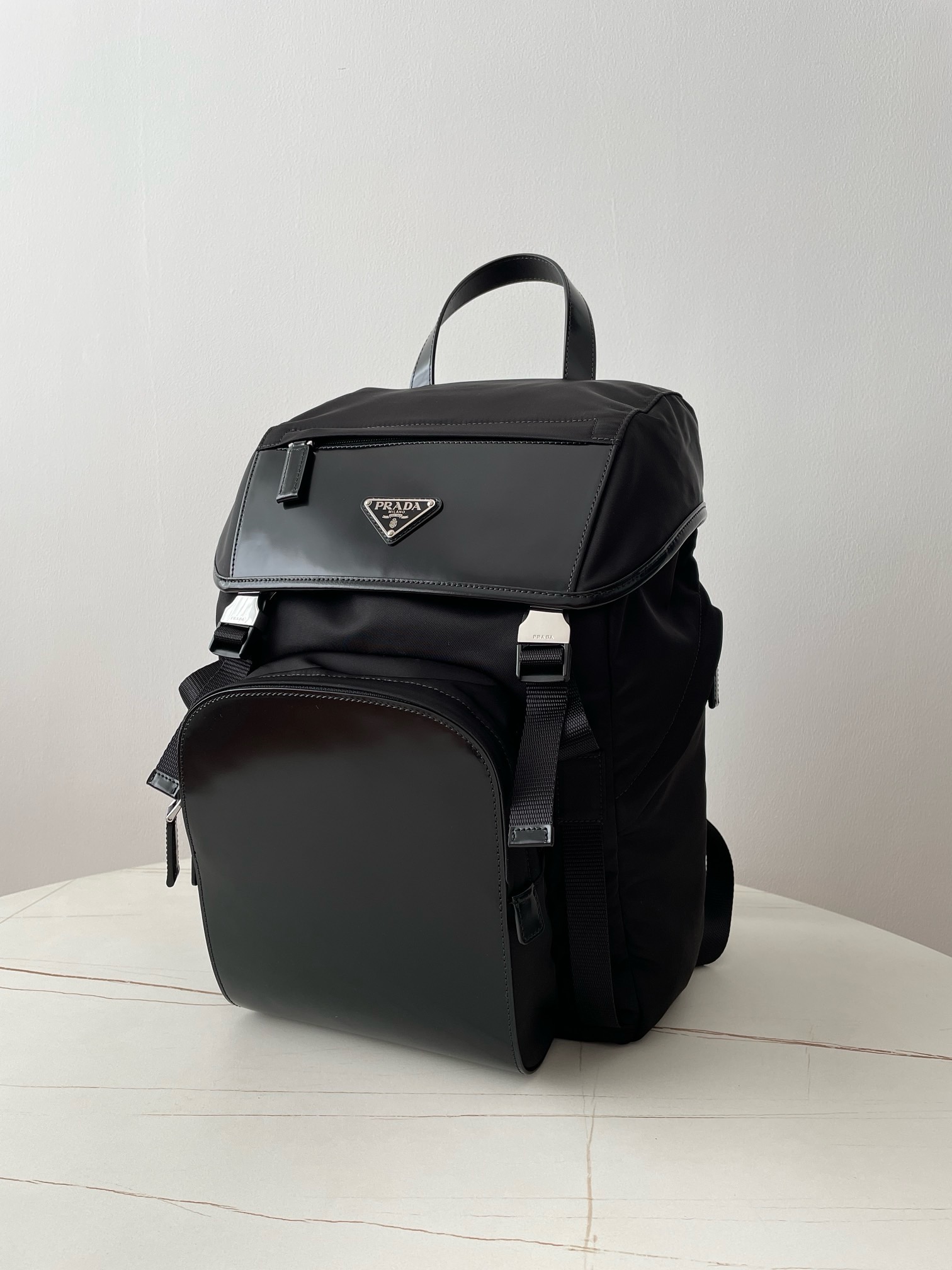 프라다 2VZ135 가방 Prada Bag 상세 이미지 2