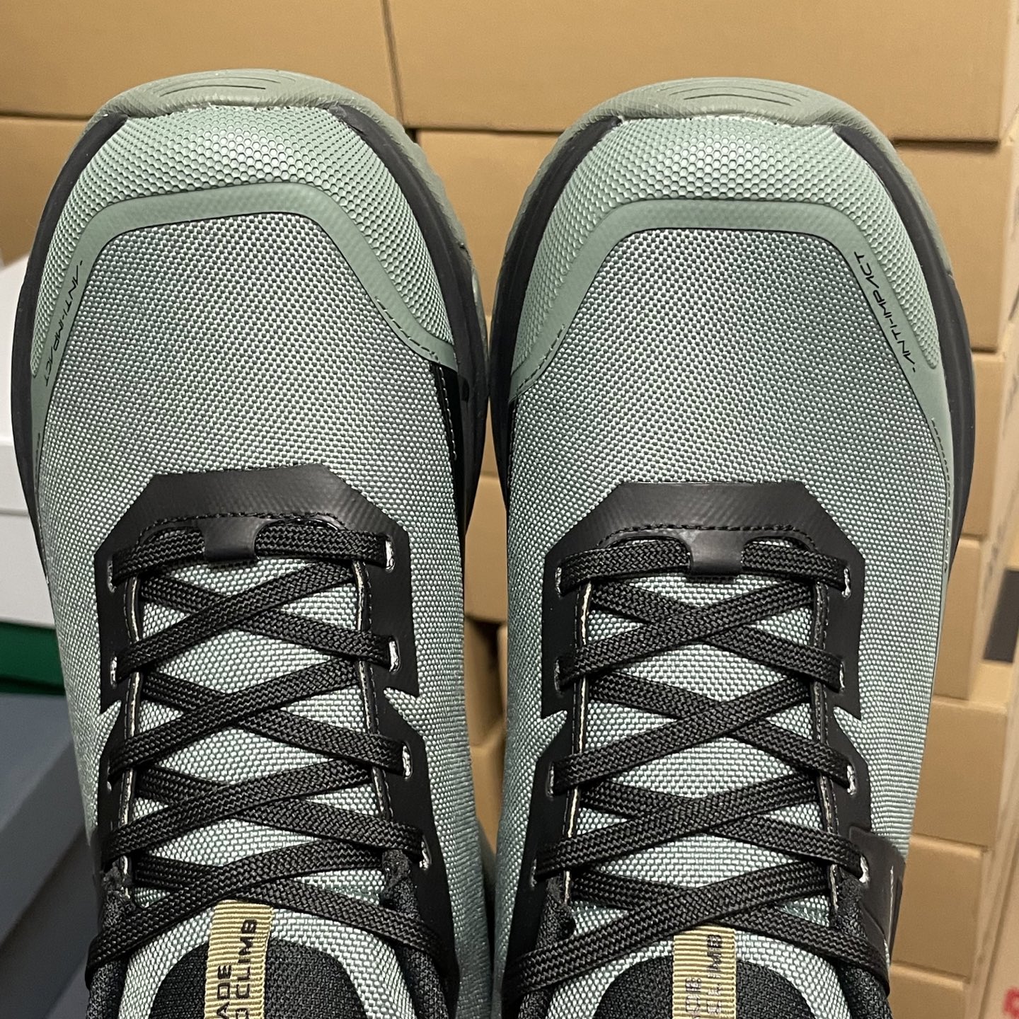 💰280
【莞产顶配】凯乐石界山GTX 鞋带款出货
户外运动 防滑透气 登山徒步鞋
尺码：38-45