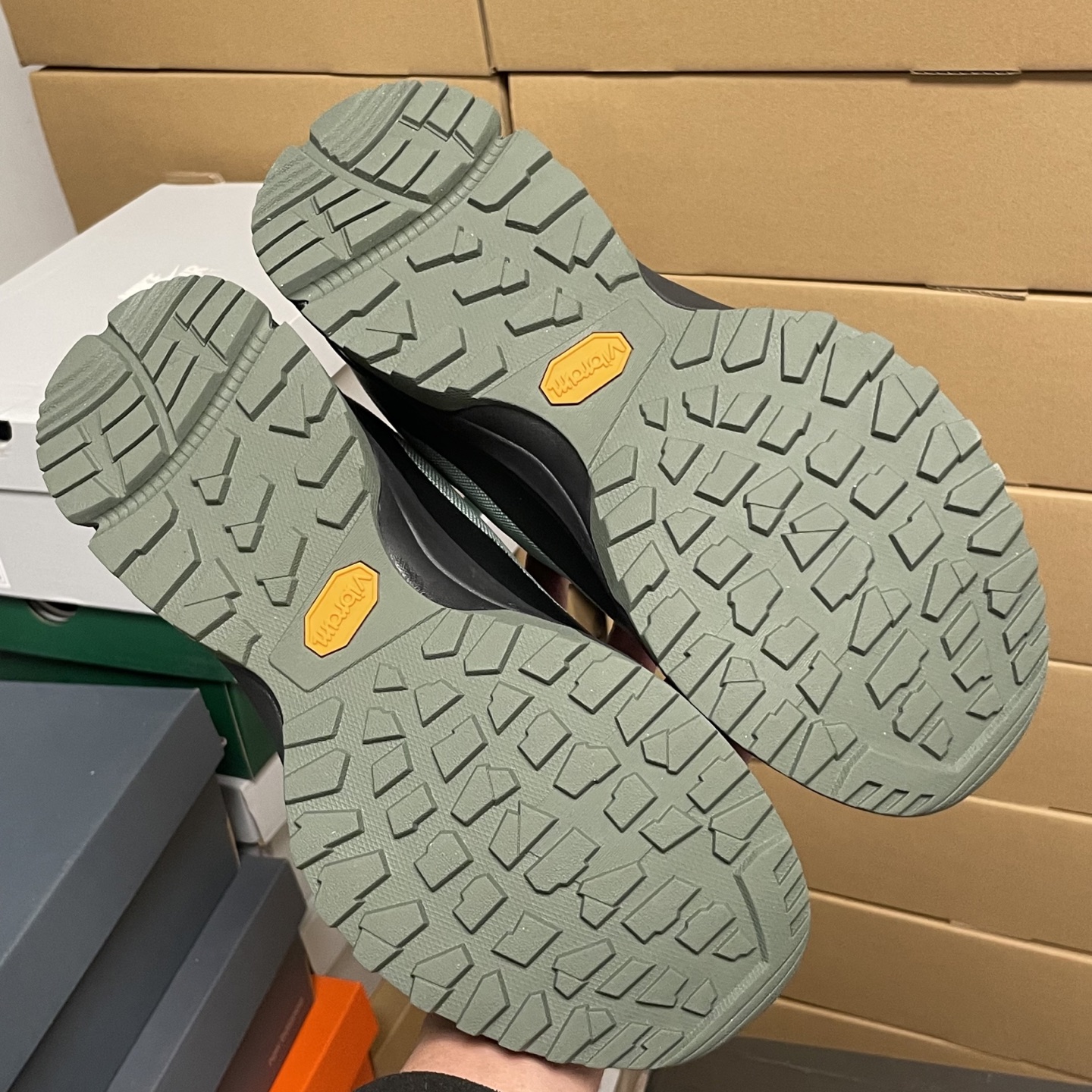 💰280
【莞产顶配】凯乐石界山GTX 鞋带款出货
户外运动 防滑透气 登山徒步鞋
尺码：38-45