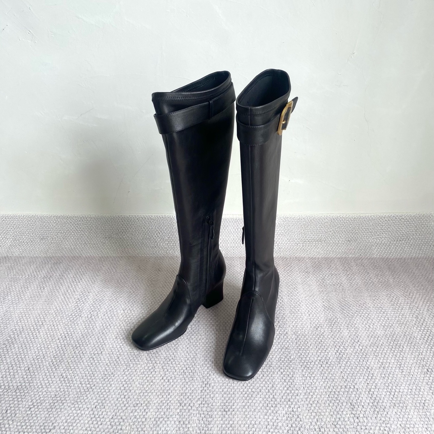 高版本出厂 MiuMiu*缪缪/F026 2025ss秋冬走秀新款高跟过膝长靴弹力靴走秀款出现在各大时装