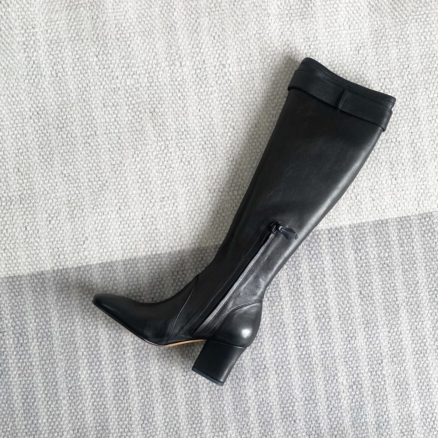 高版本出厂 MiuMiu*缪缪/F026 2025ss秋冬走秀新款高跟过膝长靴弹力靴走秀款出现在各大时装