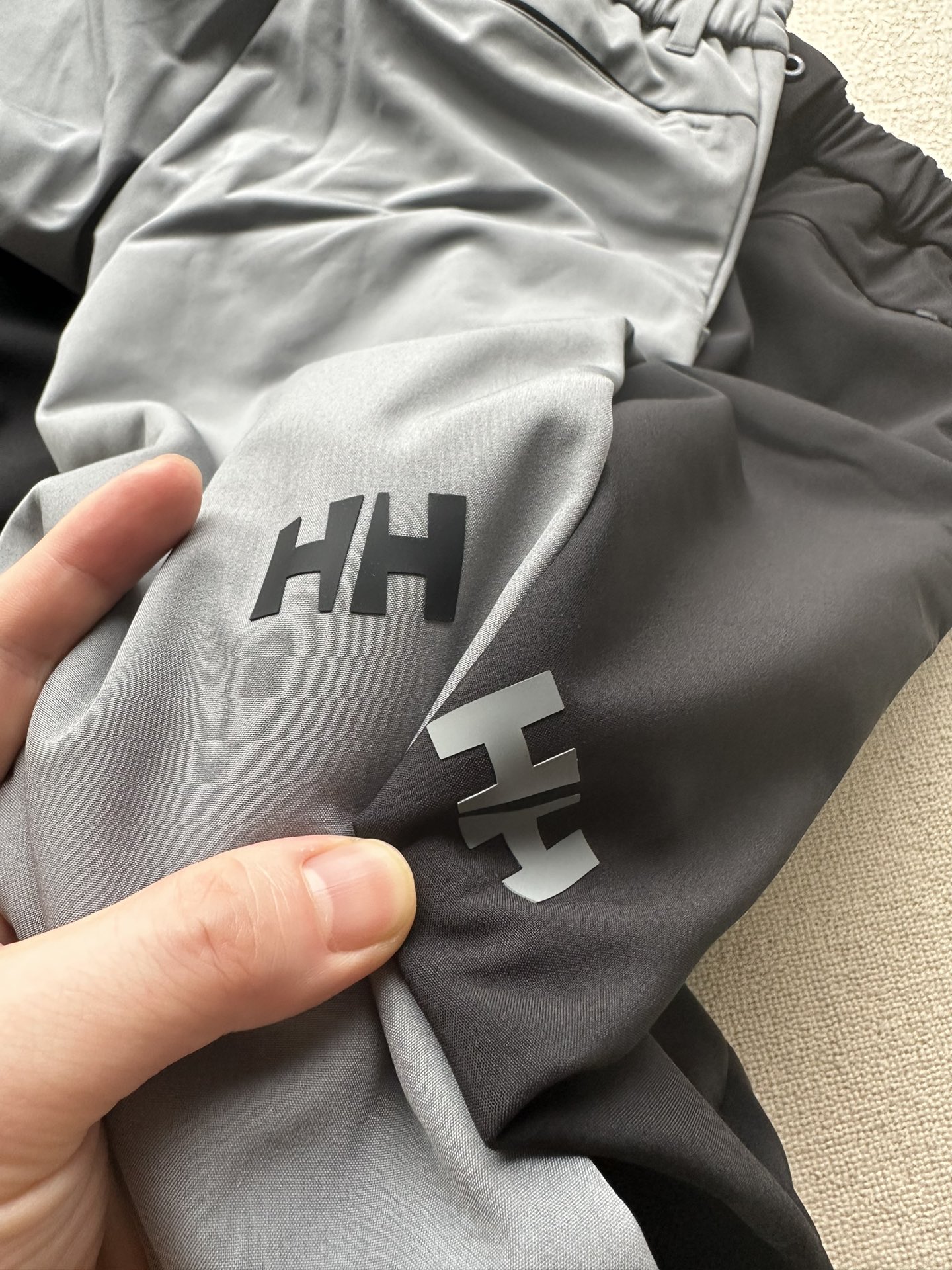 秋冬新款 官网刚上架一批 货 HELLY HANSEN/HH/ 海丽汉森秋冬款户外四面弹舒适有型长裤