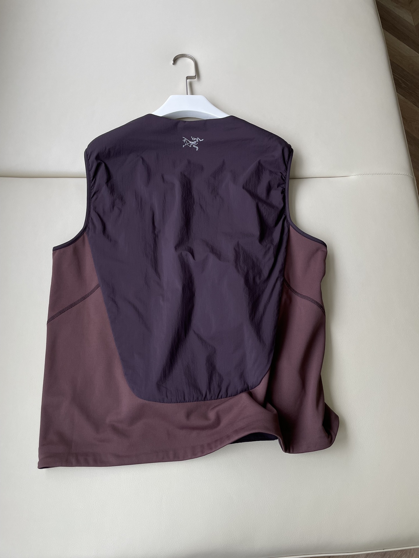 Arcteryx Chexa Mixed Cotton Vest with CoreloftTM Heating for Outdoor Performance - 图片 6