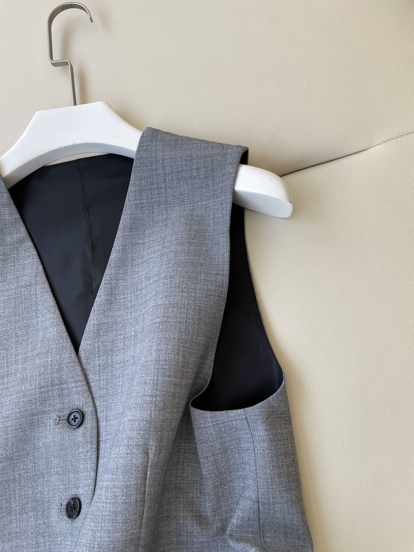 P1219, one-size-fits-all female suit, packaged with the graft vests. Size: SML - 图片 5