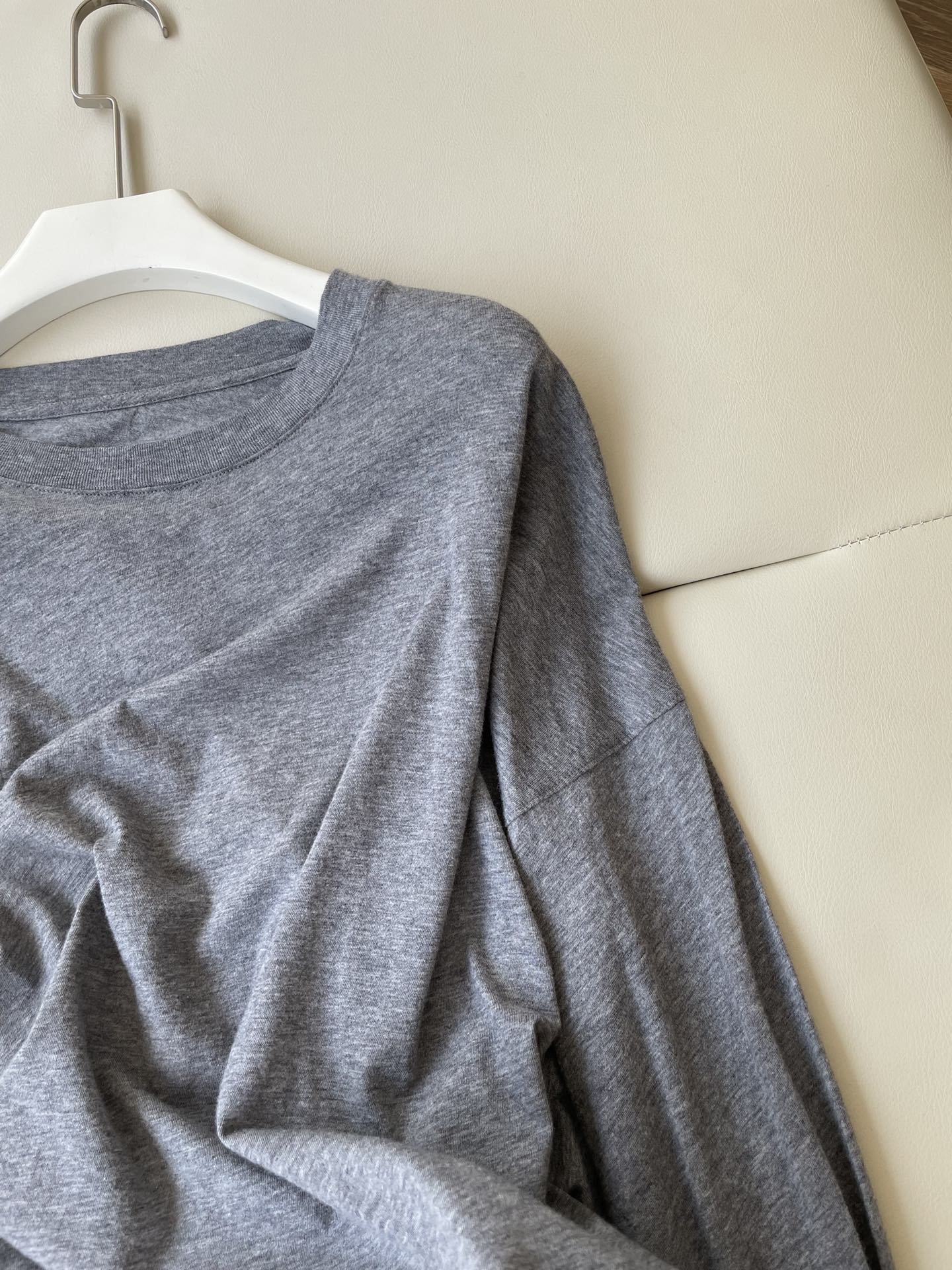 Super-Simplistic Single-Rate Female Suit for All Sizes and Styles - 图片 5