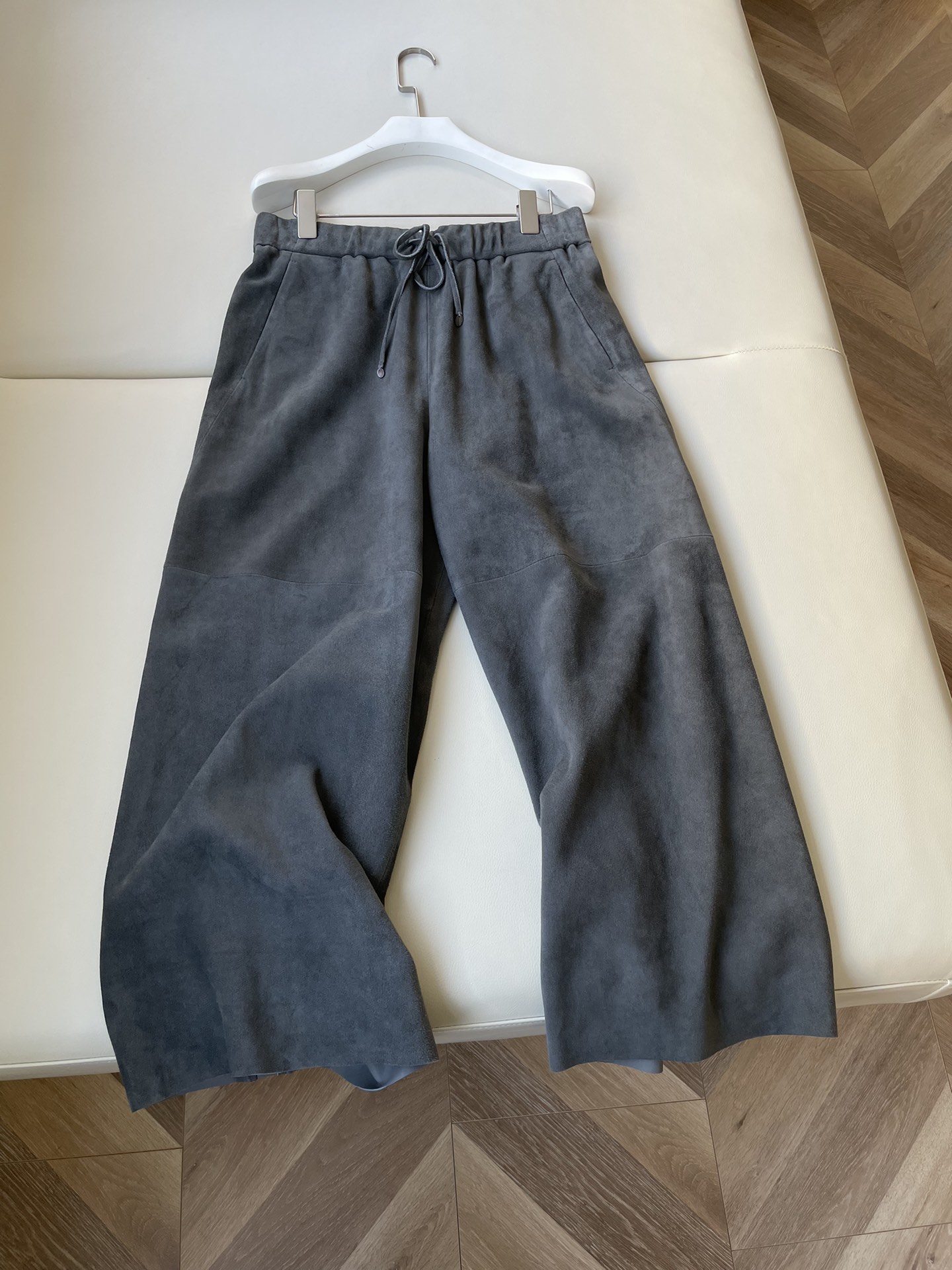 GilSander Sheephead Antifluorinated Leather Suit with Broad-Legged Pants