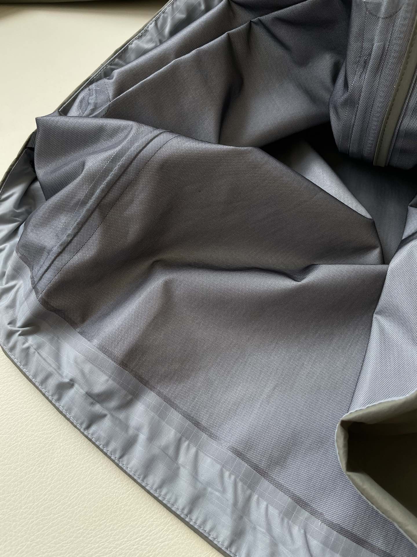 Arcteryx Beta Jacket: Functional Gore-Tex Shell for Women, Waterproof and Air-Proof, Sizes S-XXL - 图片 6