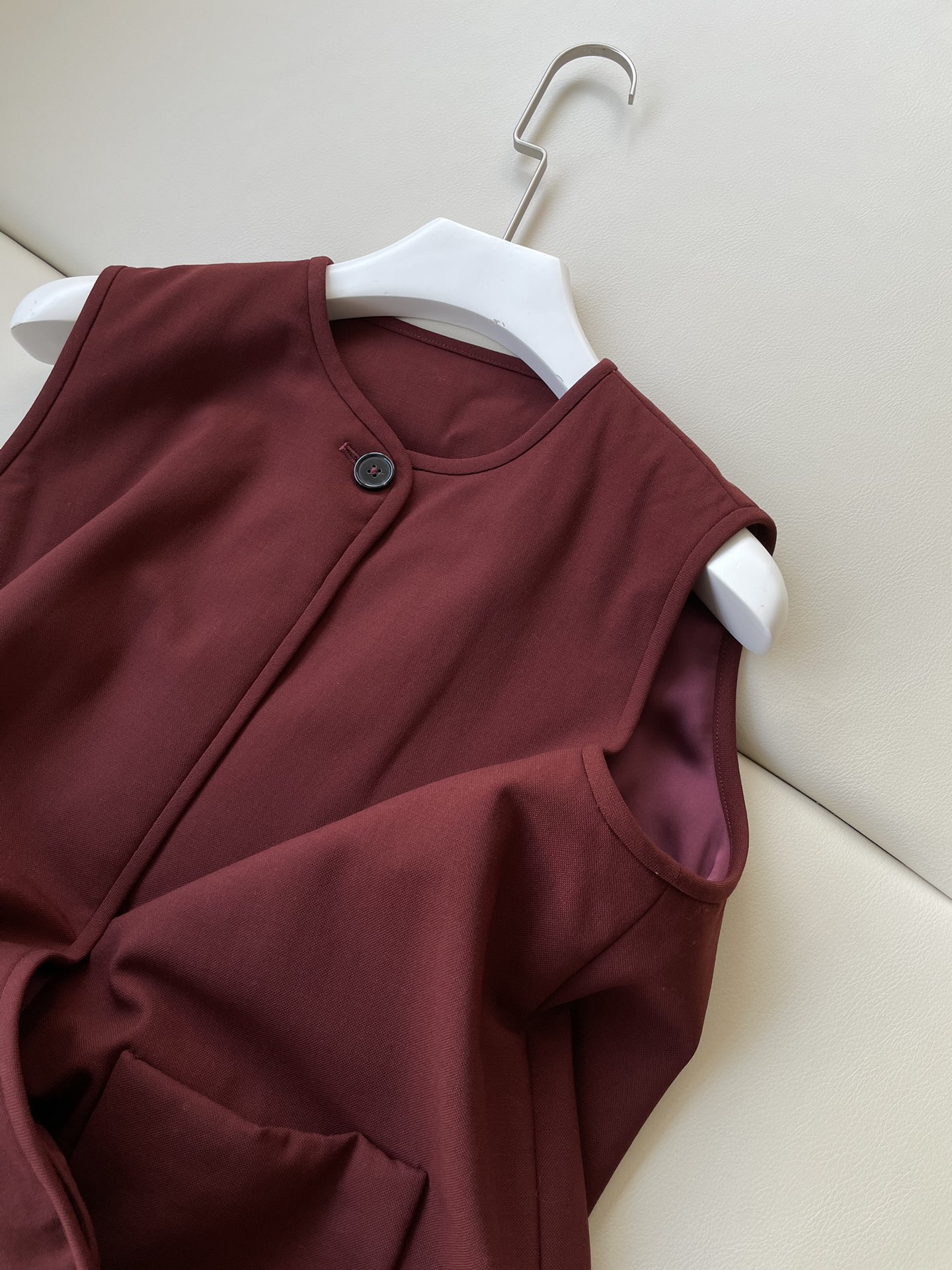 Red Wool and Cotton Horse Armor Female Outfits with Dustproof Bags - 图片 5