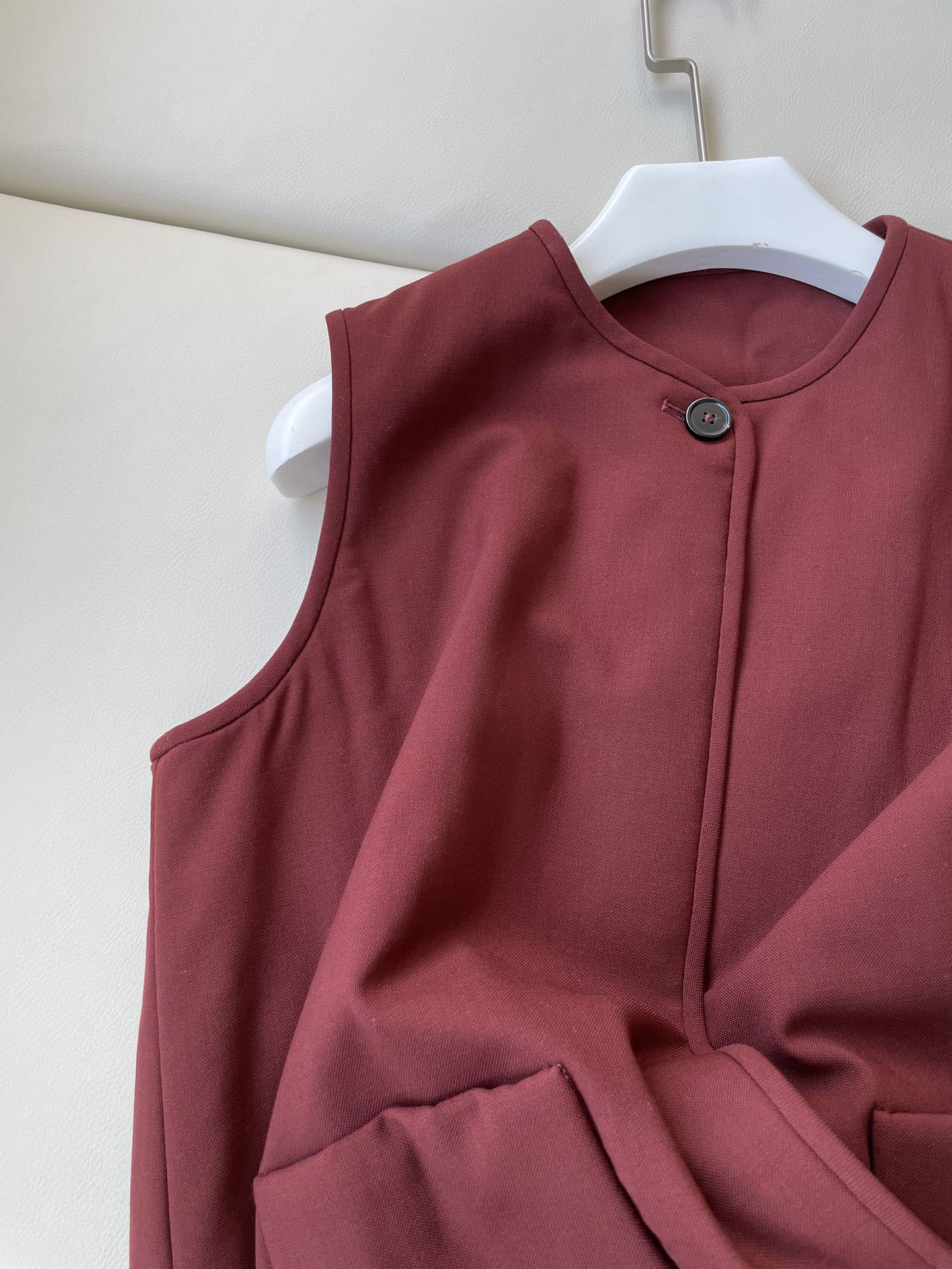 Red Wool and Cotton Horse Armor Female Outfits with Dustproof Bags - 图片 4